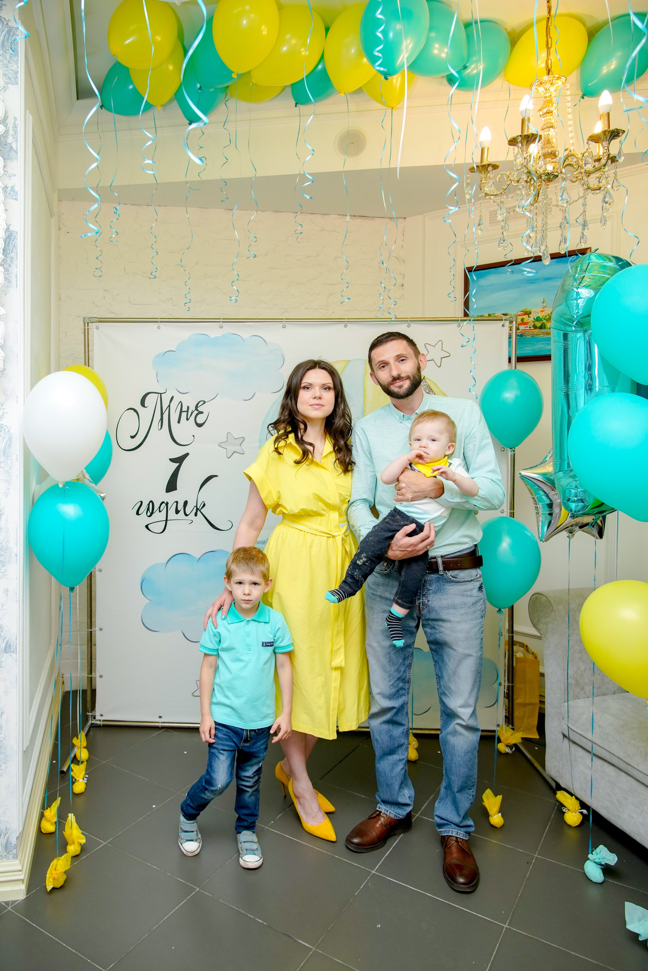 1 год)). Max Matvich and Victoria Basova are professionals in their field