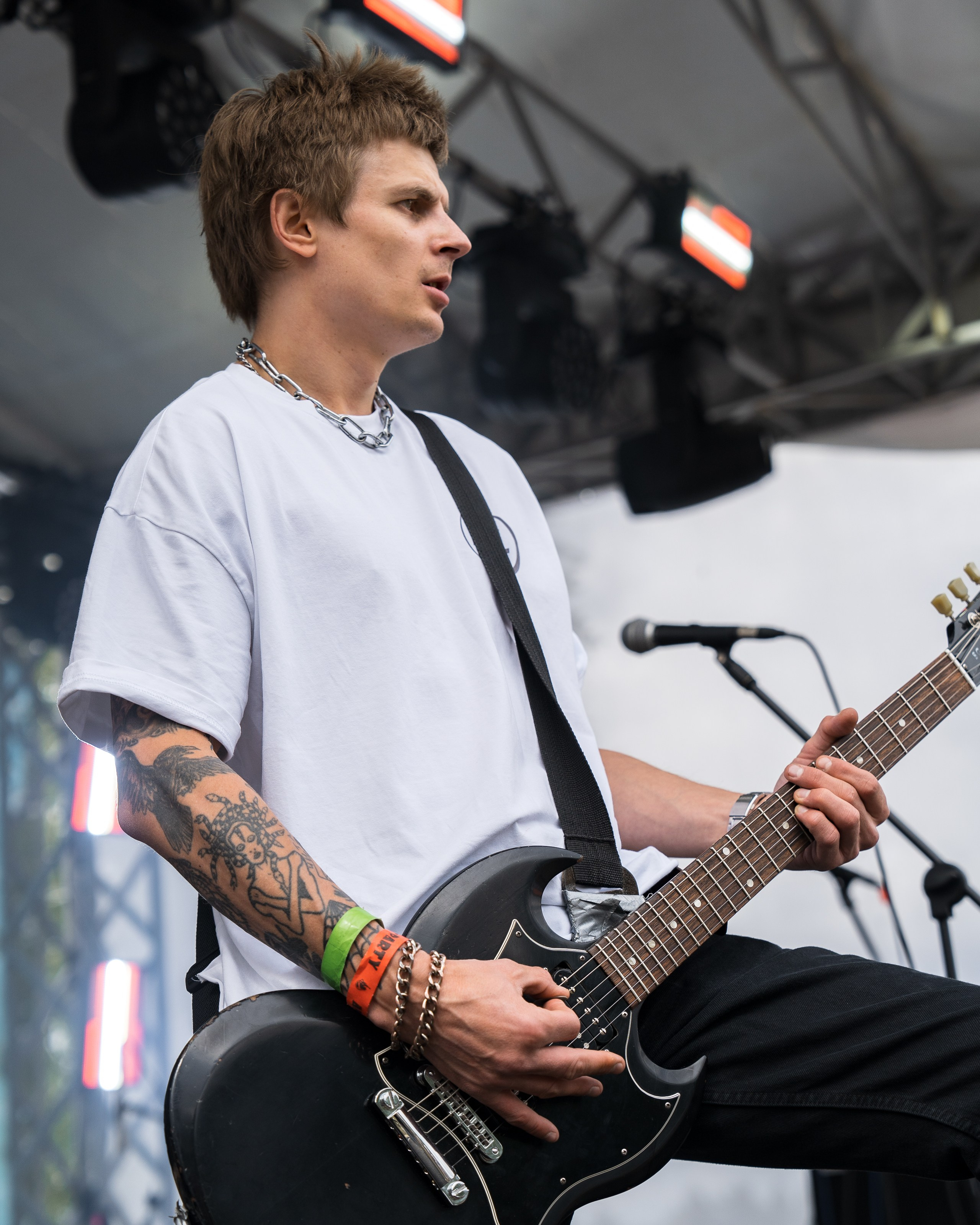 Фотоотчет с главного панк-рок фестиваля страны Anti-Party 2025. Фотограф Николай Прокофьев модельные тесты в Москве