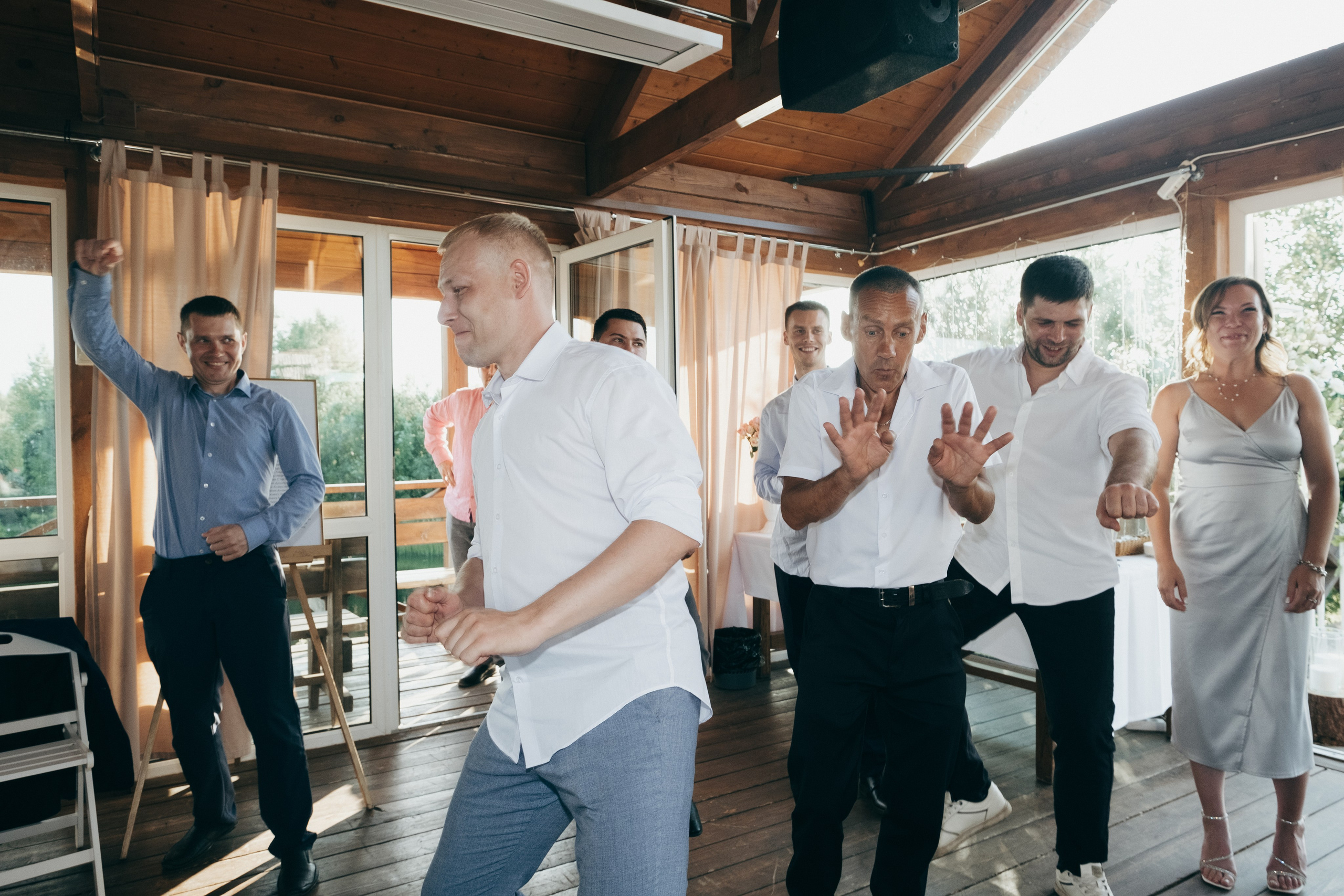 Свадьба Алексея и Кристина (анонс первых фотографий). Свадебный и репортажной фотограф Денис Ожигин в Краснодаре и Краснодарском крае