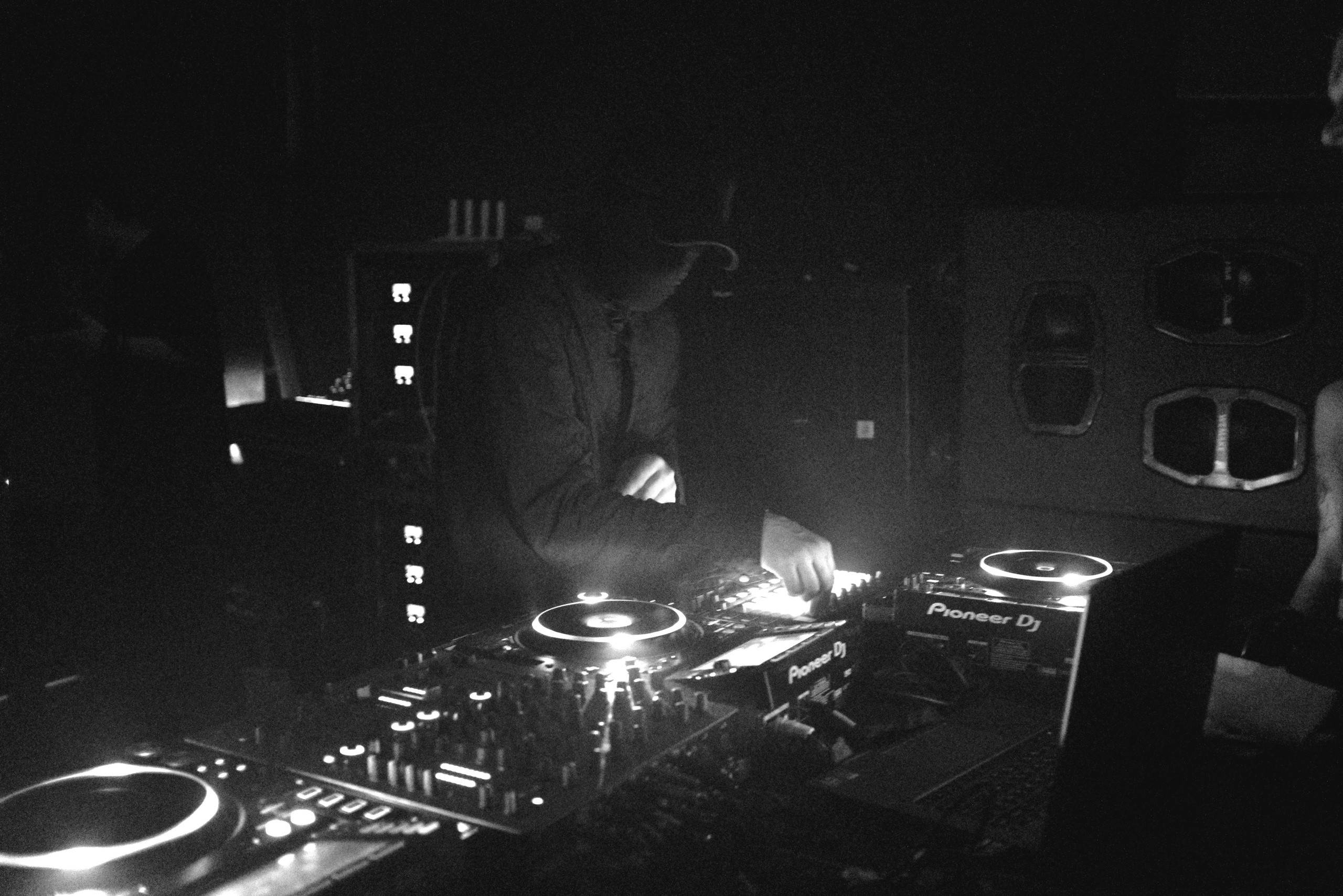 Monasterio. Санкт-Петербург. 8/11/2025. Репортажный фотограф в Санкт-Петербурге Даниил Могута