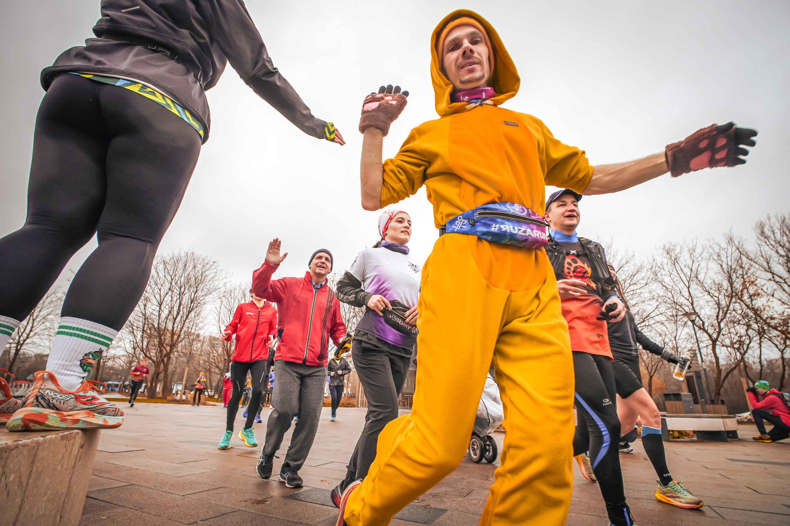 #марафонудома #яuzarun 2024 2-я петля, группа 6:30. Роман Капилюшов. Бег. Фото. Видео. г. Люберцы