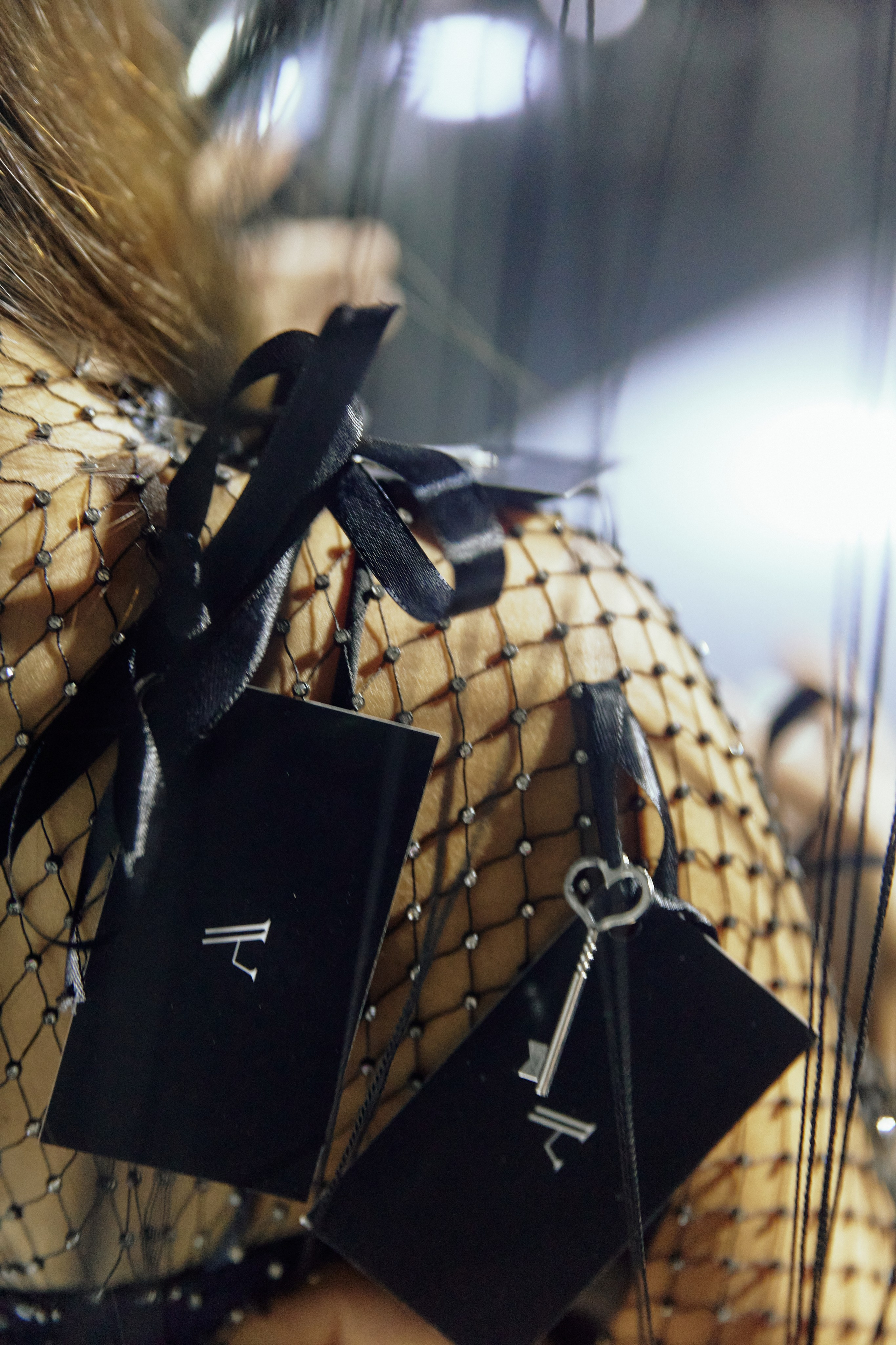 A MIRROR IS ONLY A HEART. Дмитрий Мазуркевич: Профессиональный Репортажный Фотограф