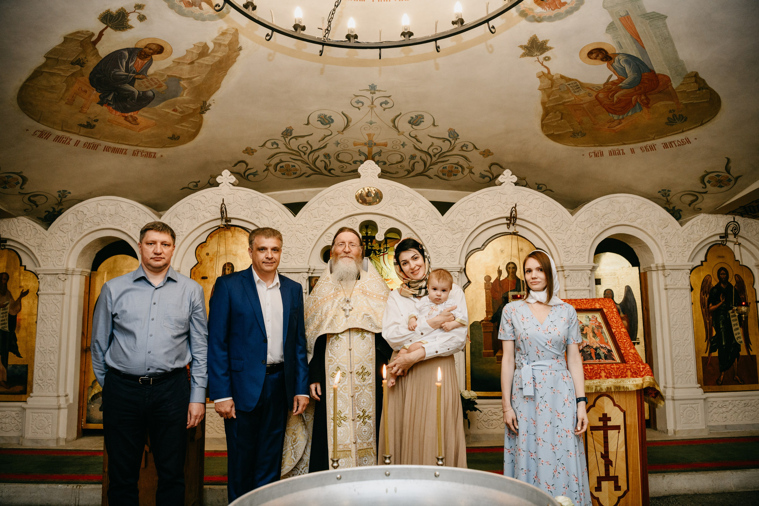 Крещение Александра. Фотограф на выписку из роддома в Москве и МО