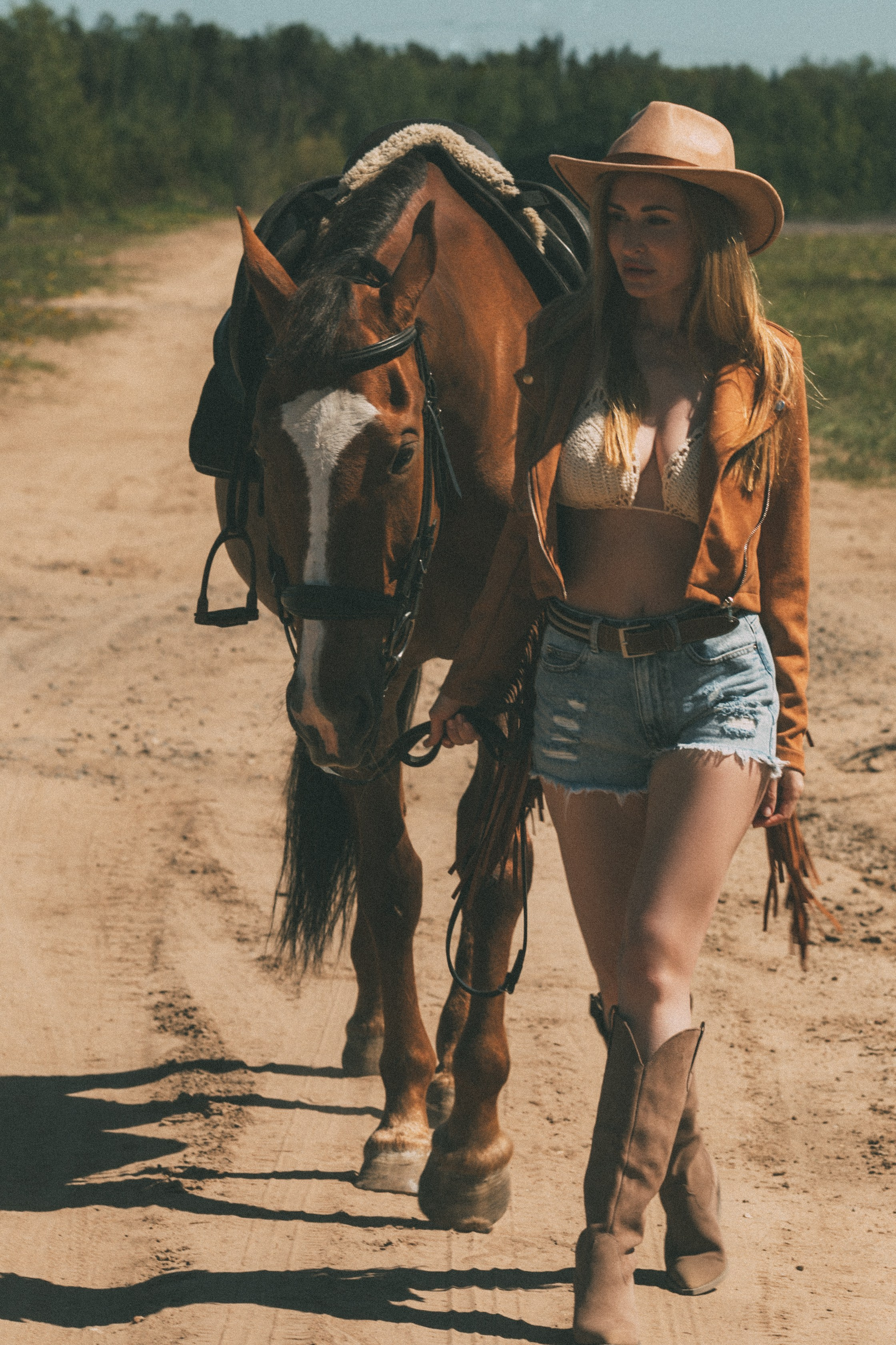 Улица & природа. Модель Москва каталожная и творческая съемка Anna Antlers