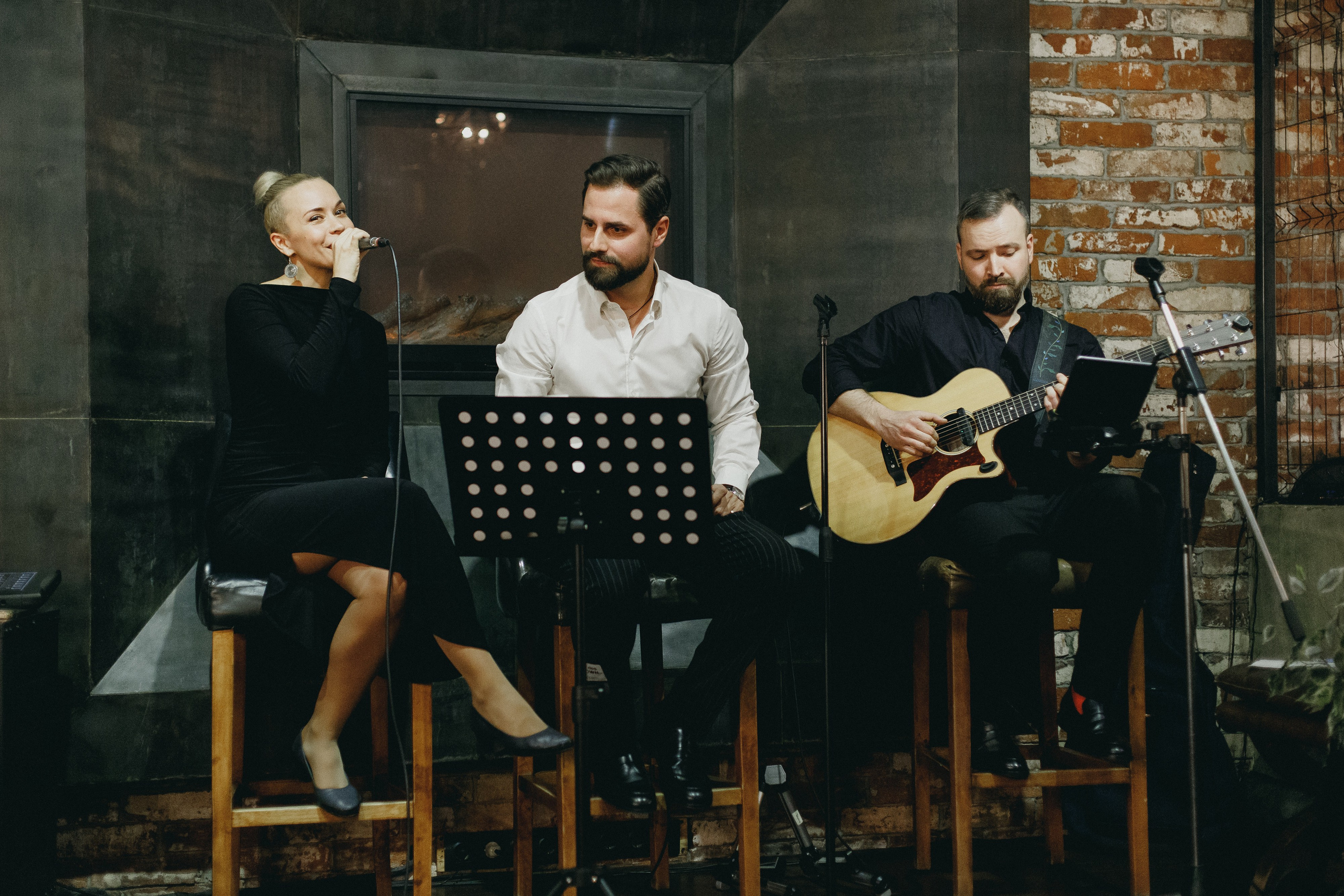 Музыкально-поэтический вечер с Иваном Засухиным. СВОИ. ФОТООТЧЕТЫ-СОБЫТИЯ-МЕСТА