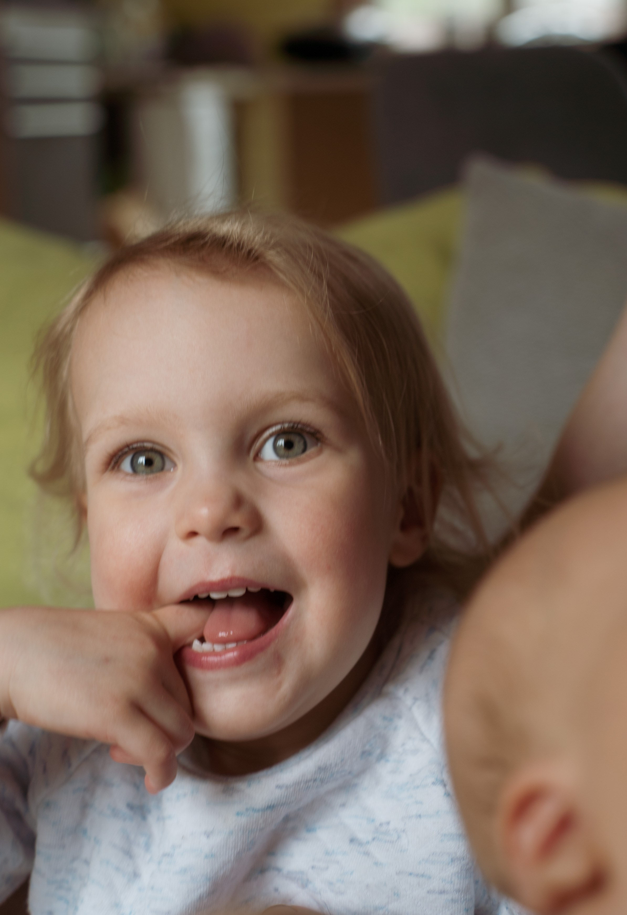 Домашняя фотосессия с двумя детьми. Видеограф Осинина Татьяна — видеосъемка в Москве