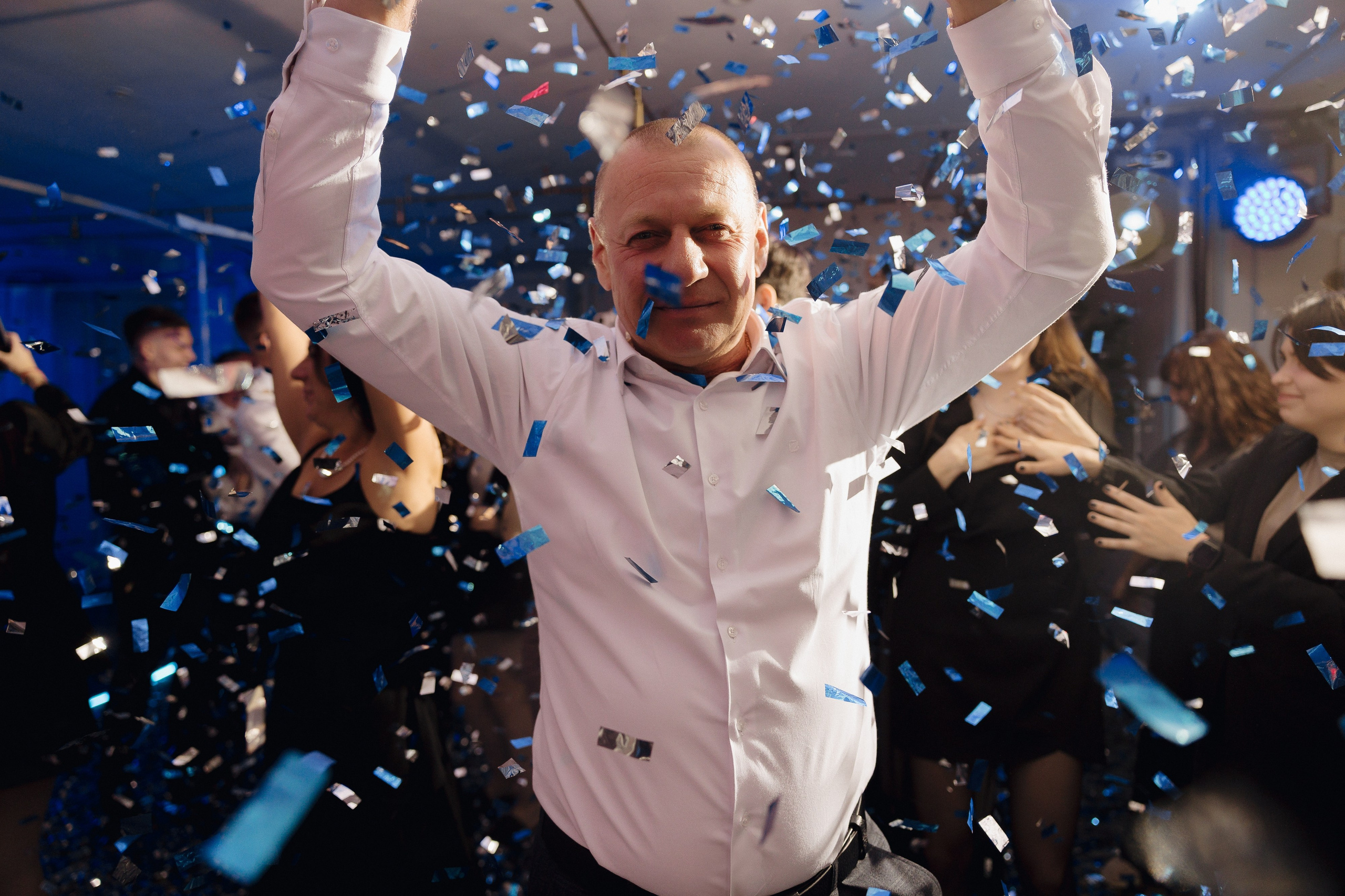 АРИНА И ЛЕША. ЧЕЛСИТИ. Свадебный и индивидуальный фотограф в Челябинске Евгения Негодяева