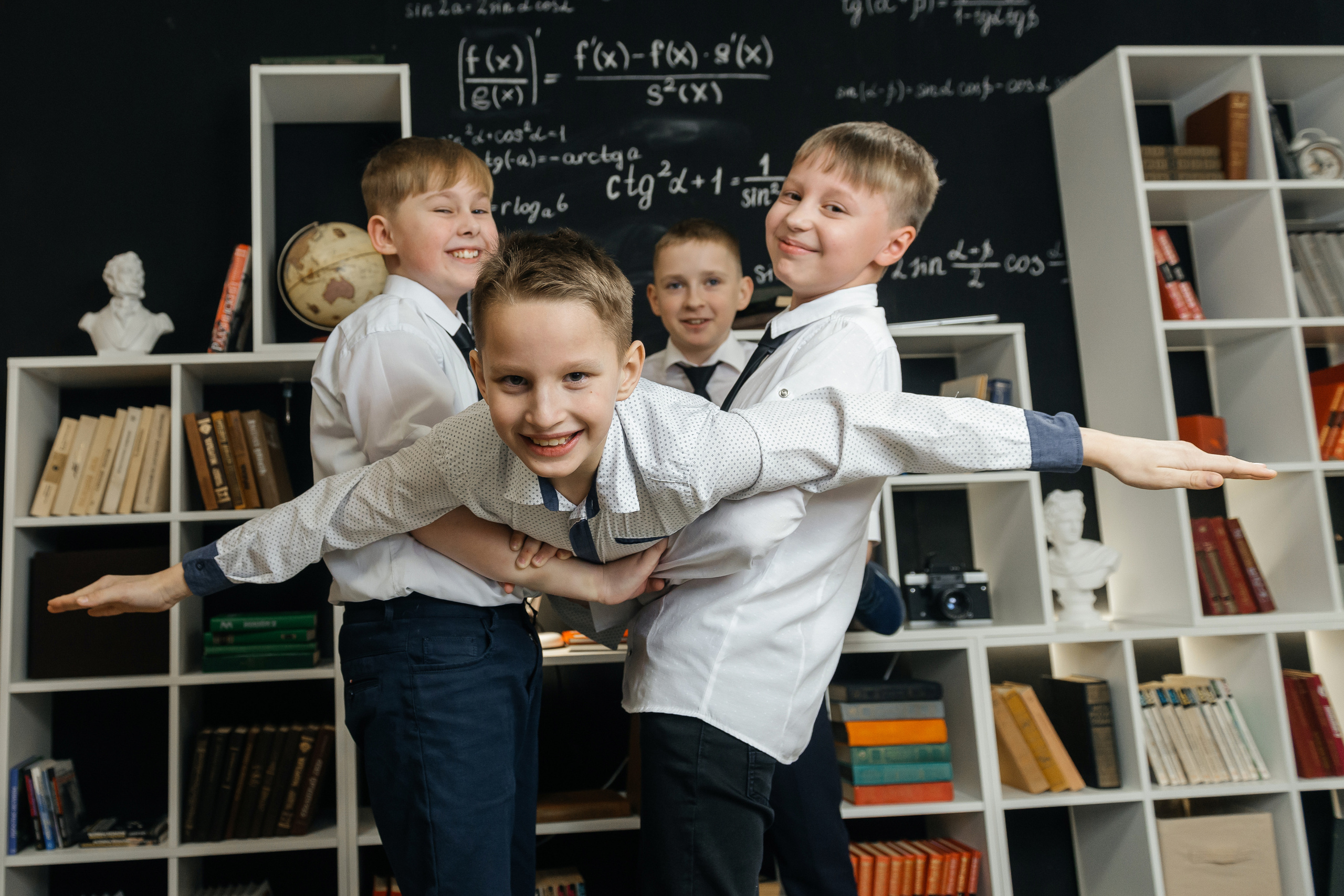 Начальная школа. Современный выпускной альбом