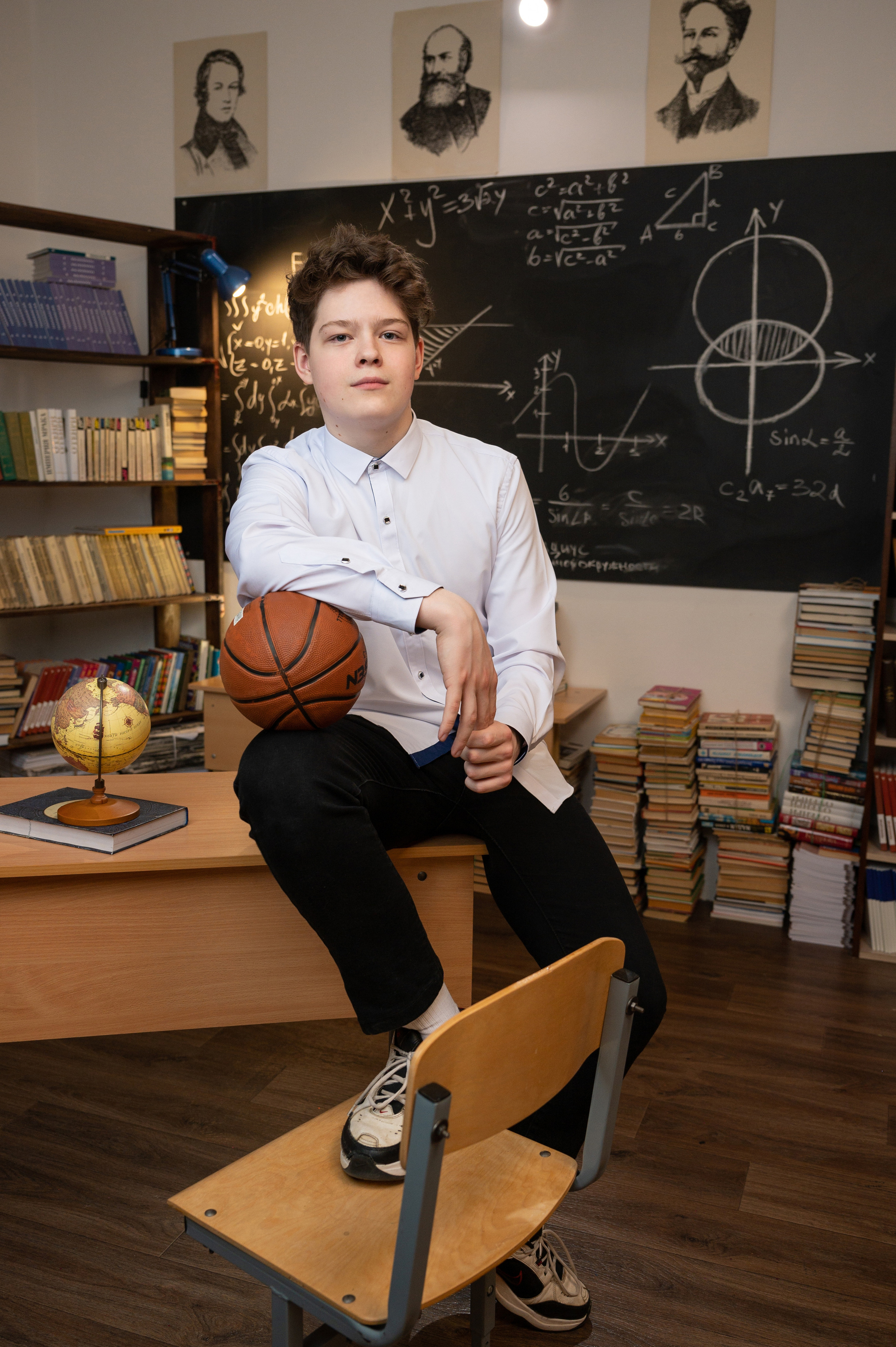 Старшая школа. Современный выпускной альбом