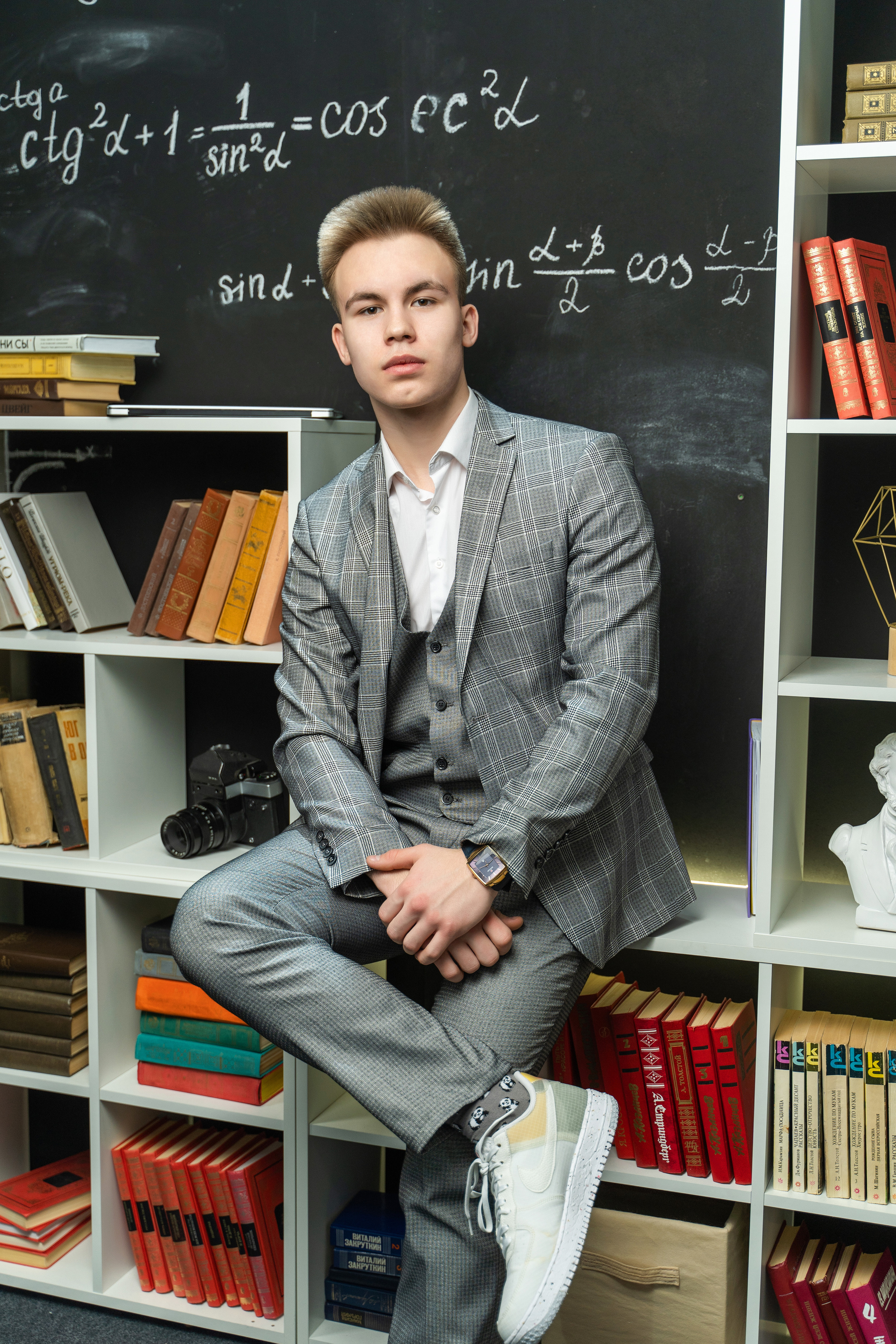 Старшая школа. Современный выпускной альбом