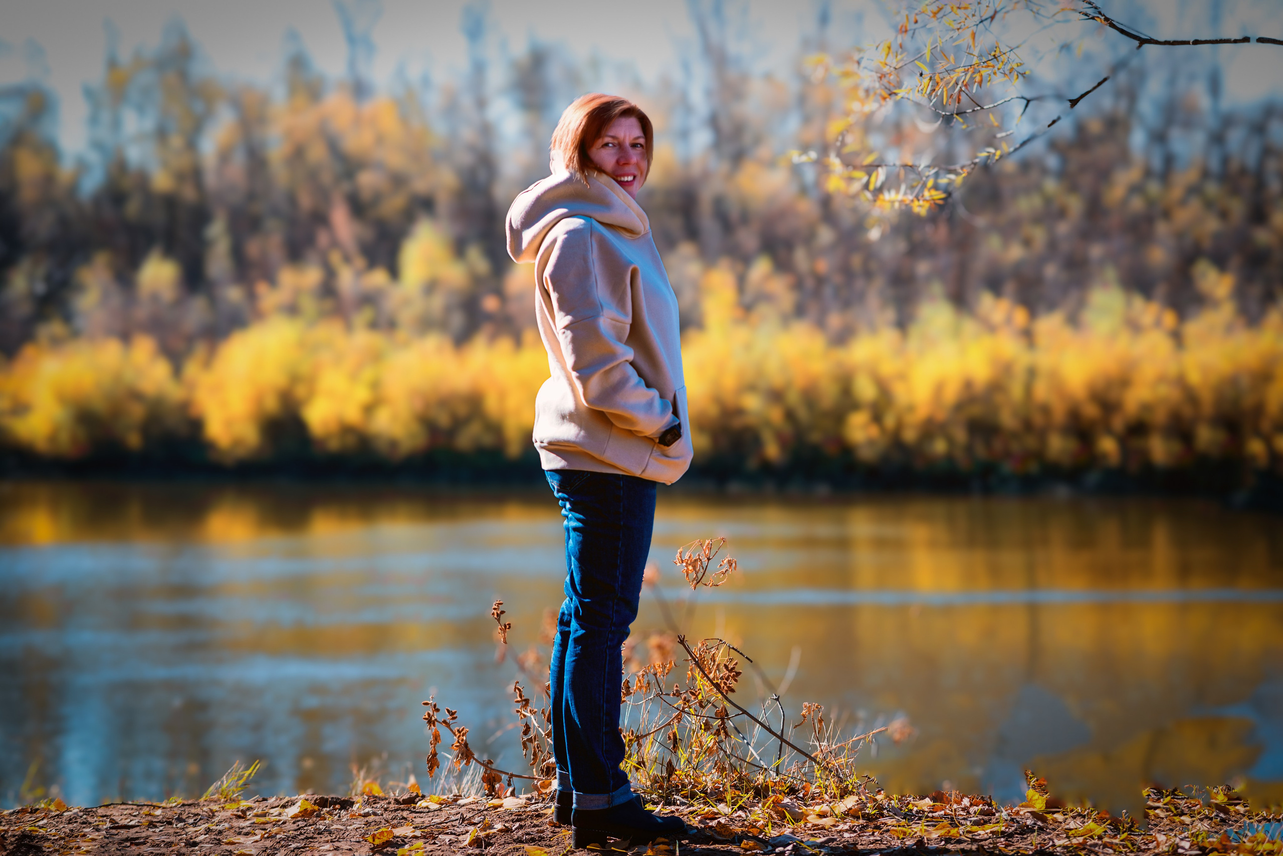 В осеннем лесу. Портретный фотограф Александр Журов в Кинеле, Самаре и Самарской области