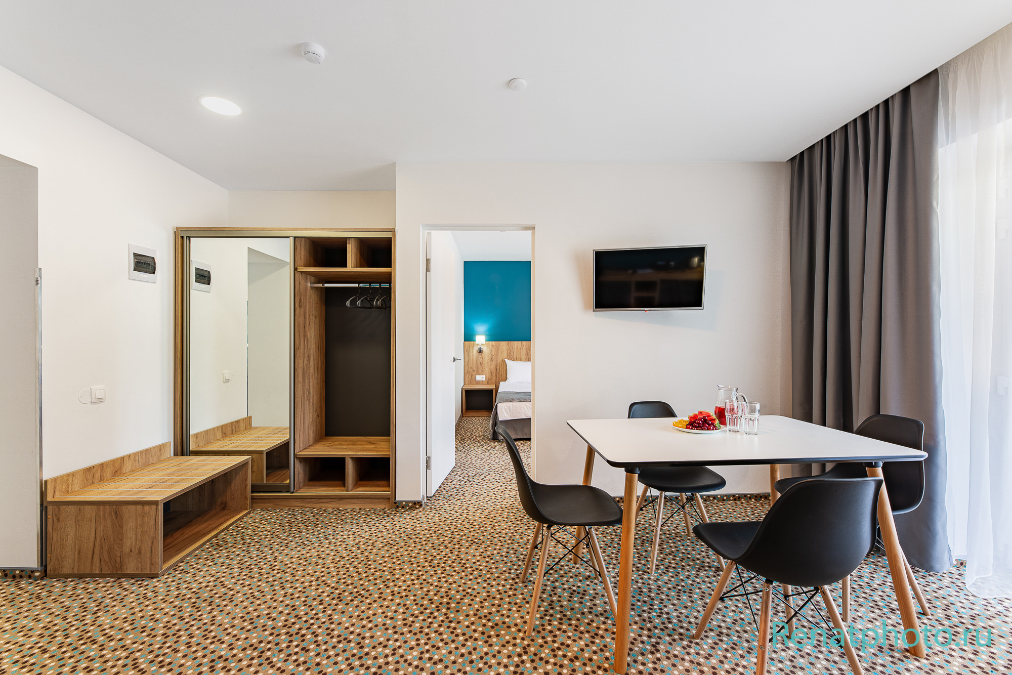 Renatphoto-Интерьерный фотограф в Витязево. Профессиональная фотосъёмка интерьеров, предметная фотосессия еды для меню г. Анапа