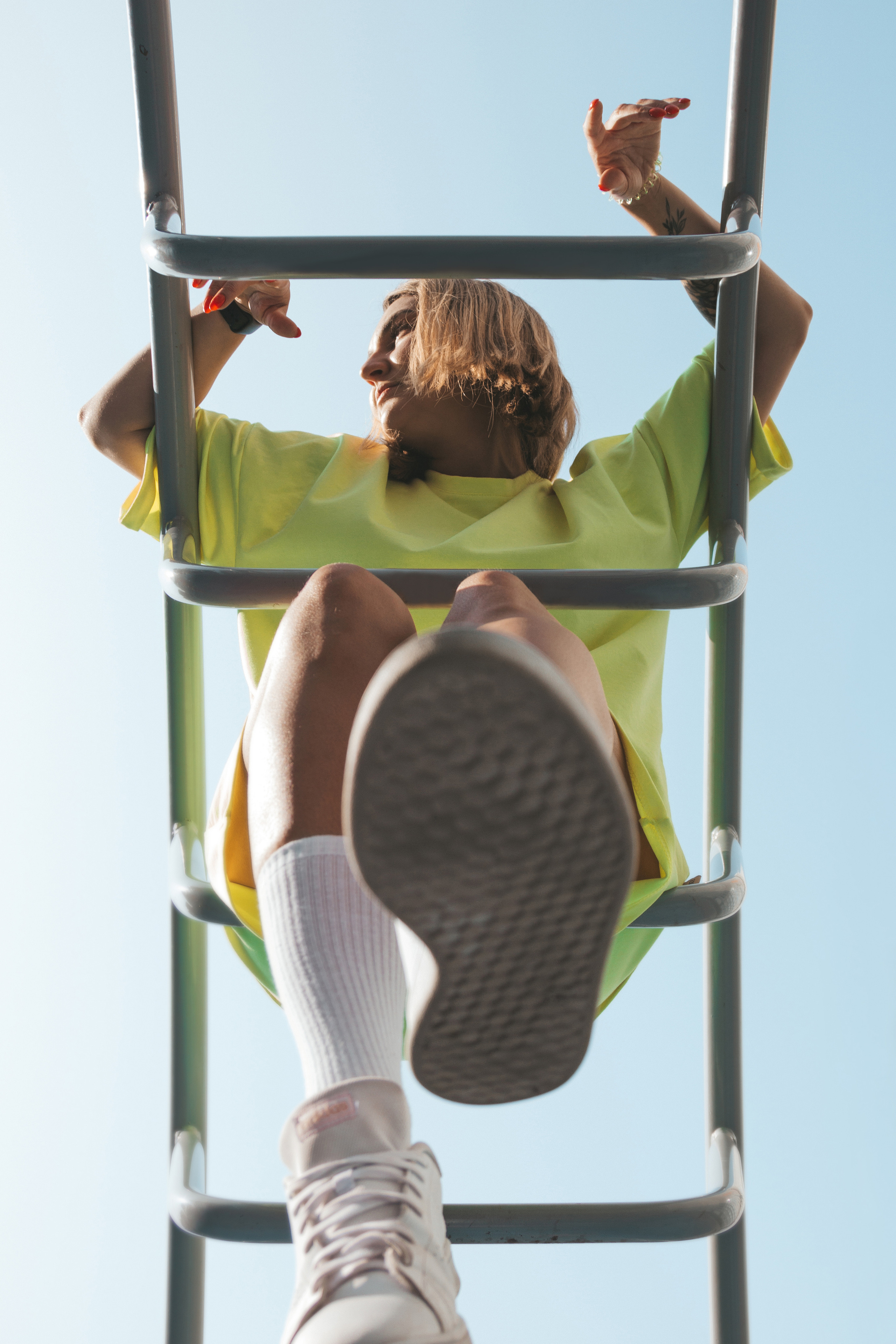 Playground Съемка на детской площадке бунтарство бунтарка