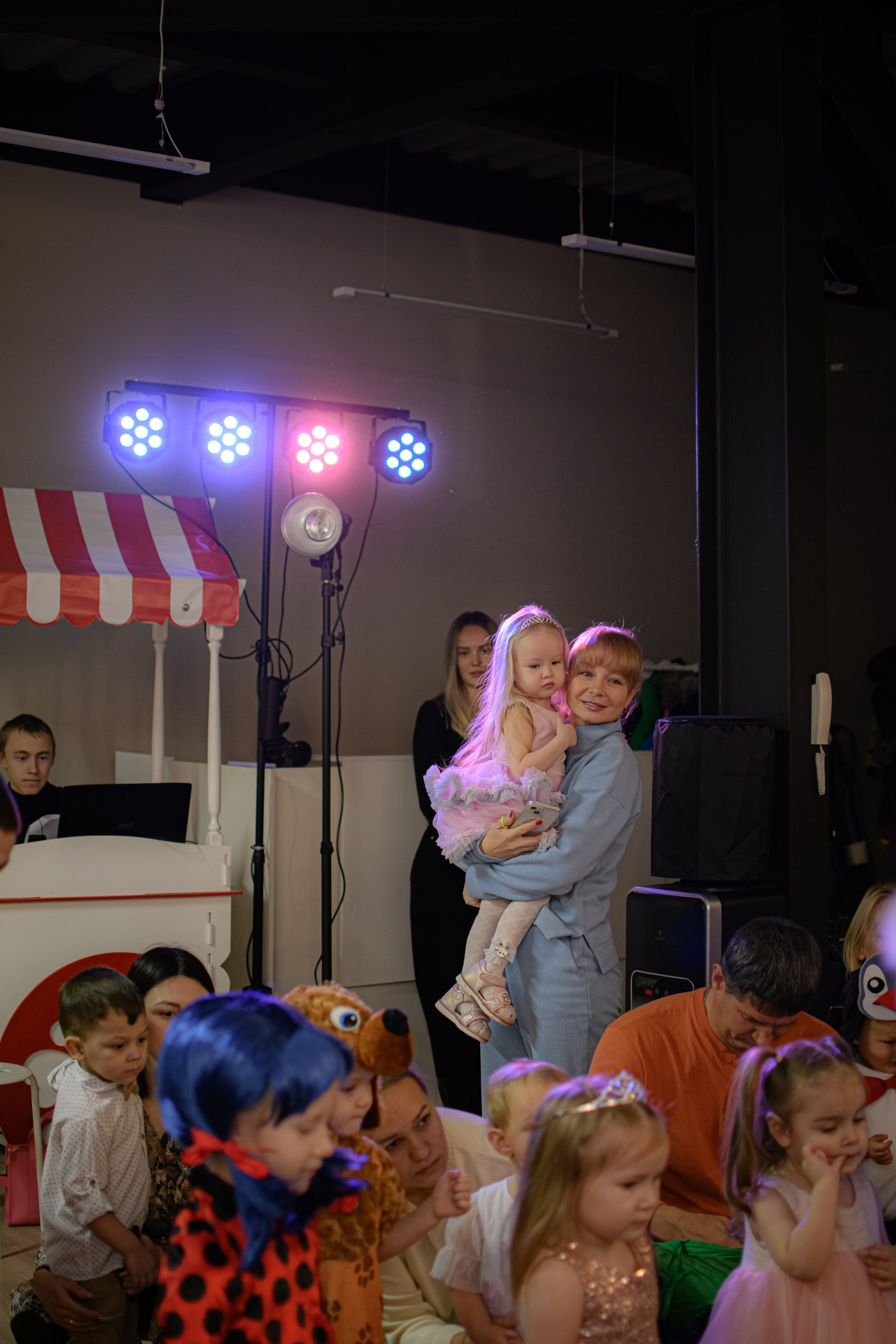 HAPPY NEW YEAR. Photokarish