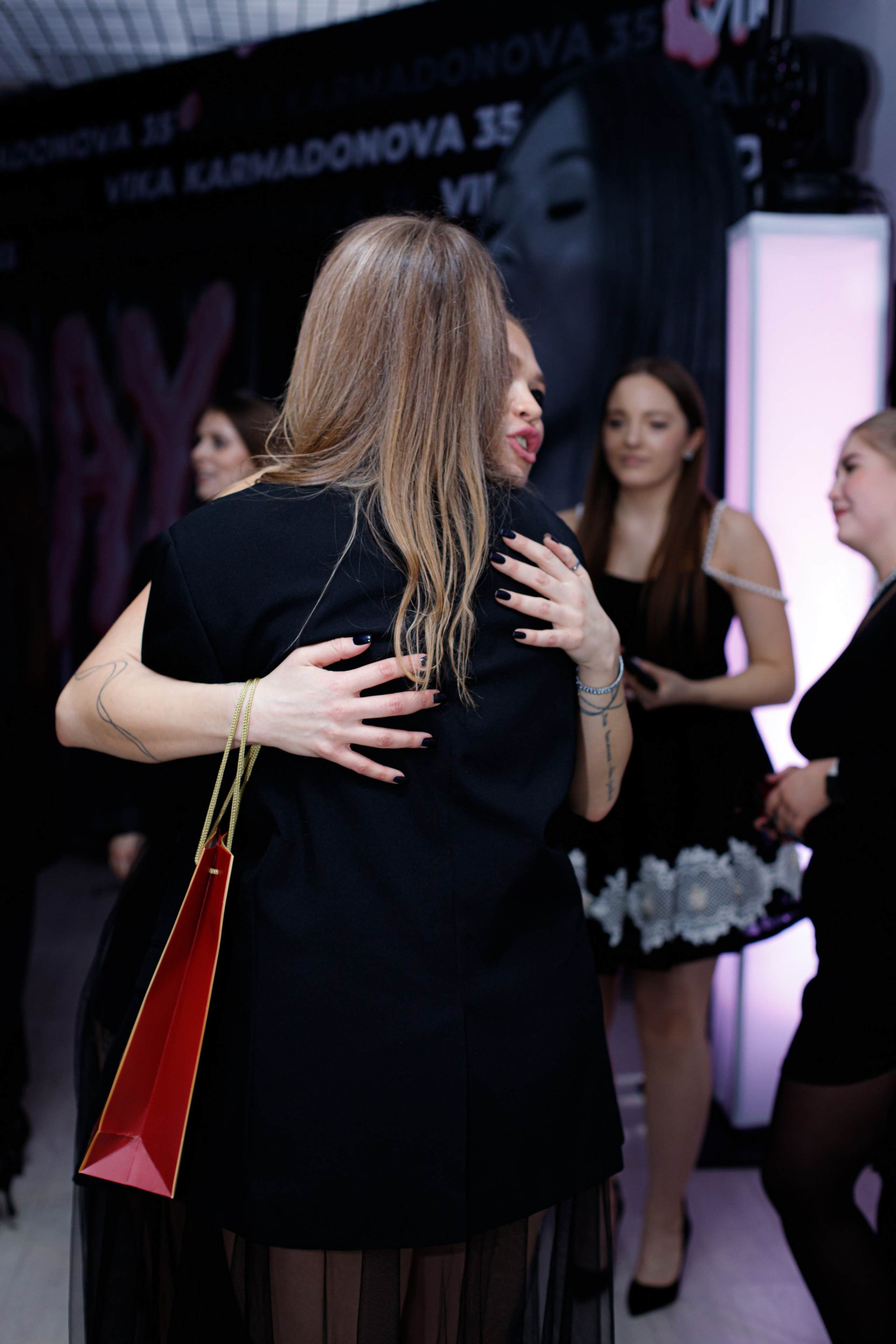 VIKA KARMADONOVA. Photokarish