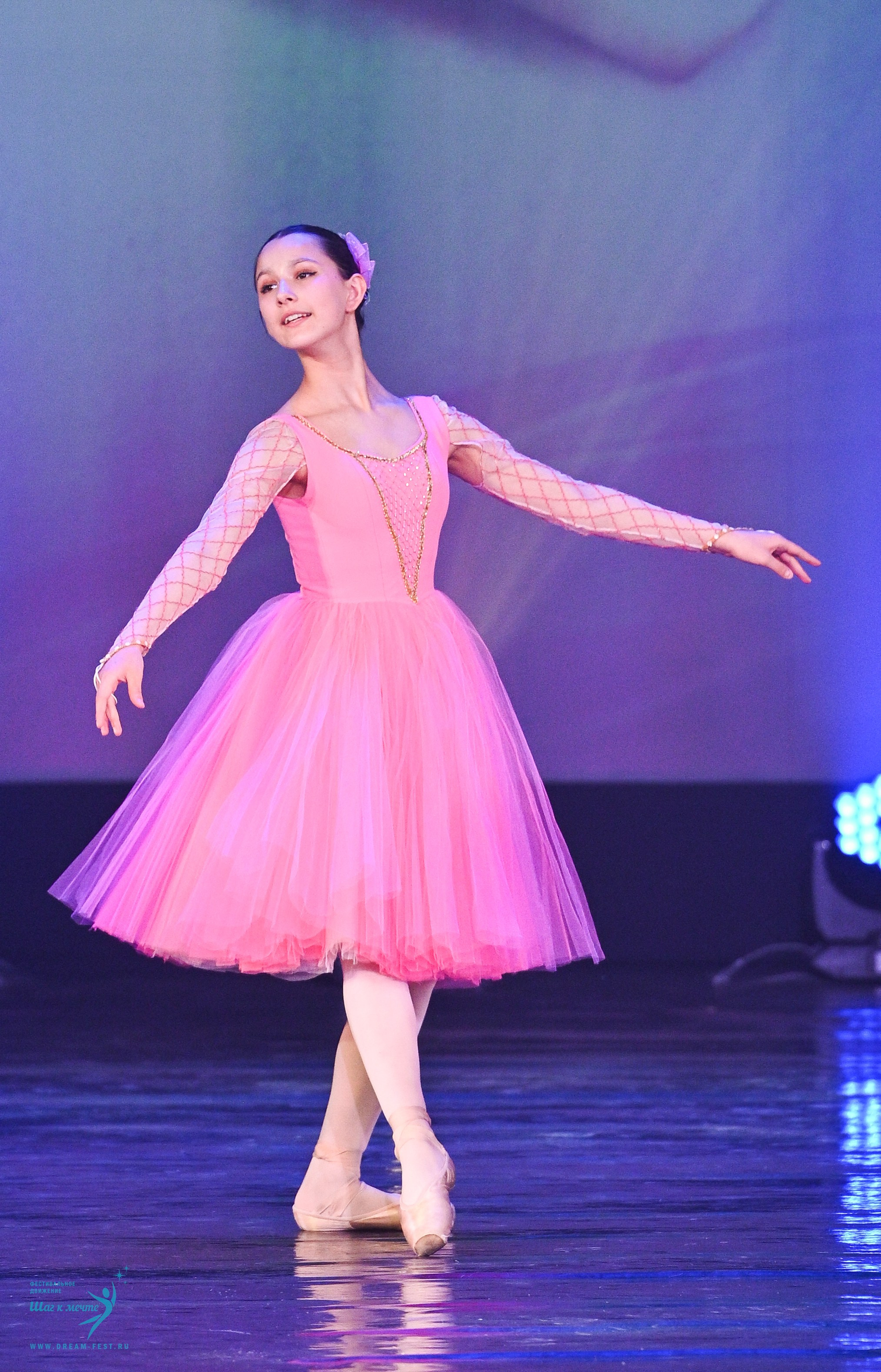 24.05.2025 «Мир под названием — Искусство танца» Фестивальное движение «Шаг к мечте» г. Кострома. Медиастудия Фото Концепт