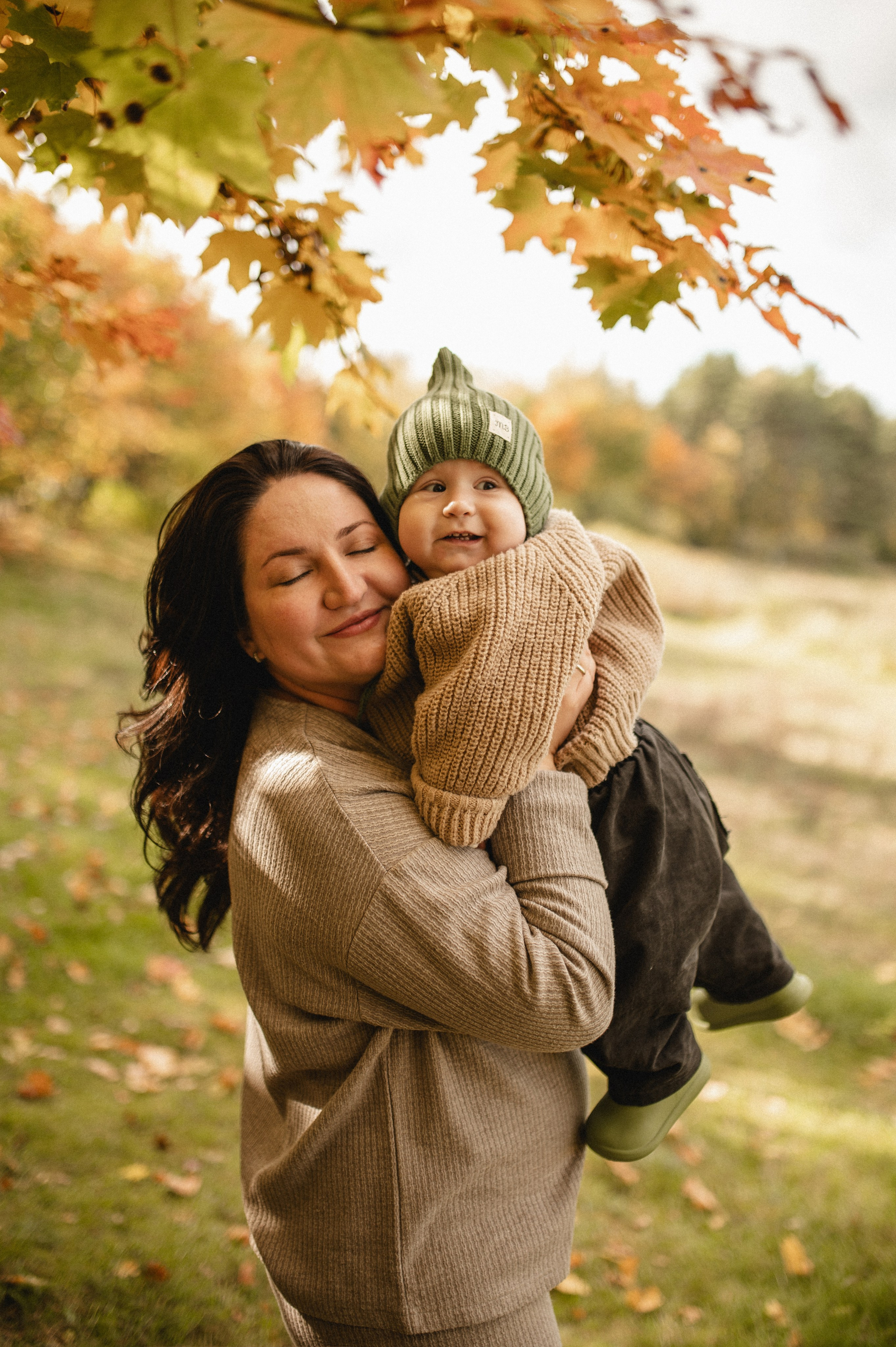 Осенняя фотосессия большой семьи в парке. Семейная фотосессия Бутово Москва фотограф Алина Морщагина