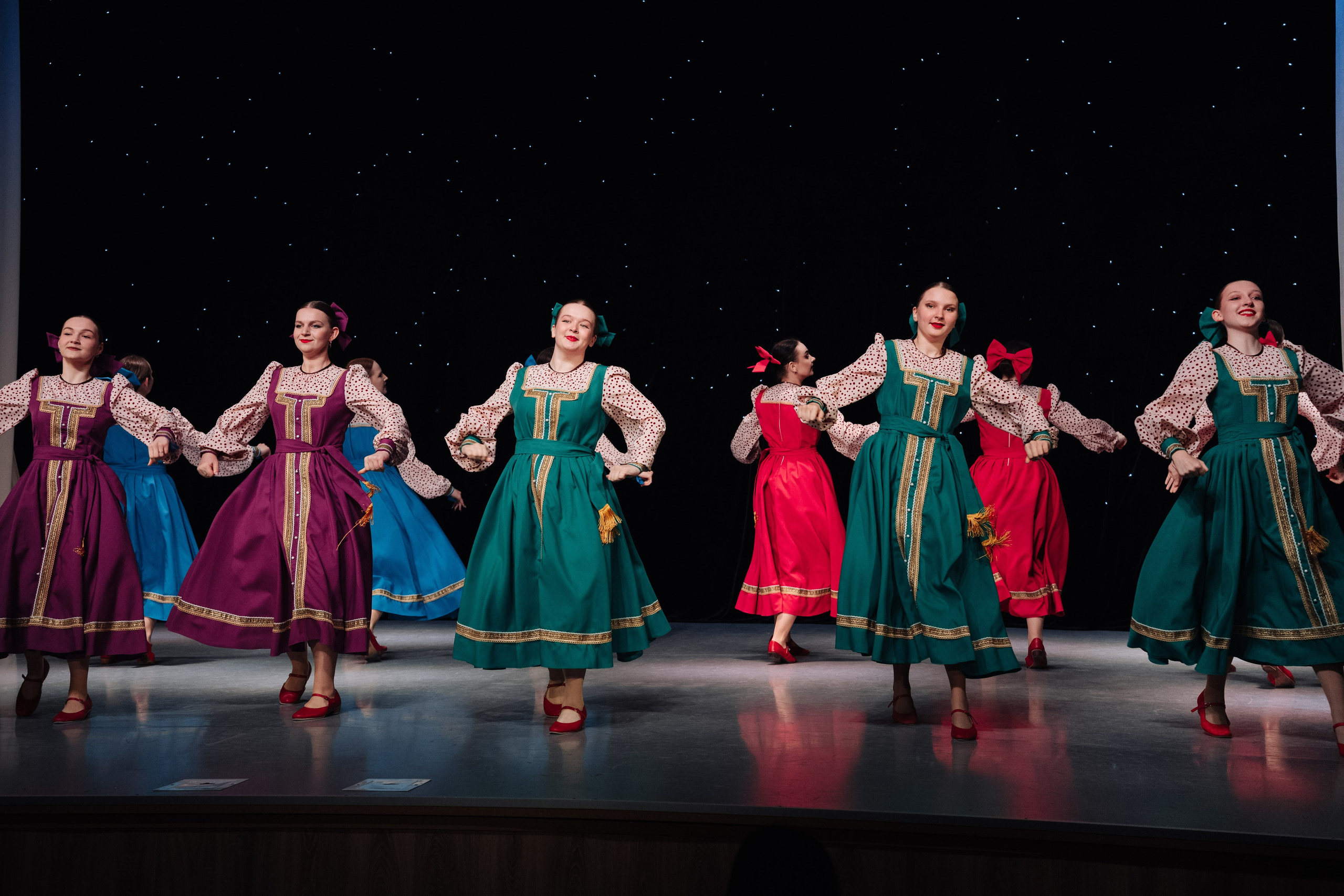 Благотворительный концерт в помощь Артему Сардаряну. Фотограф Артем Севостьянов. Профессиональная фотосъемка в Ногинске, Москве, Московской области и за границей