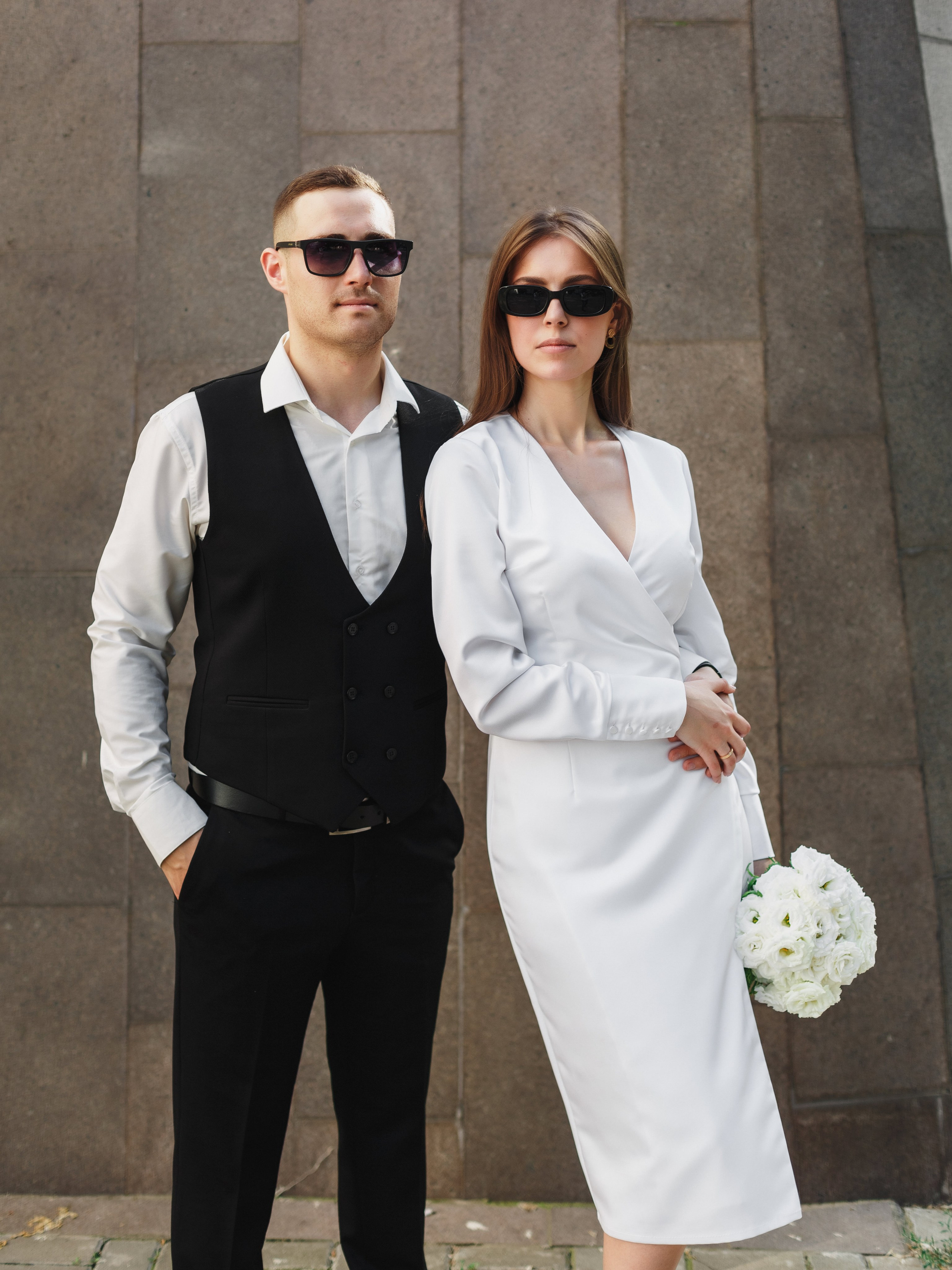 Свадебный фотограф Таганрог — фотосессия в центре города и банкет в коттедже «Виктория». Свадебный и семейный фотограф в Таганроге Бакарюк Антон