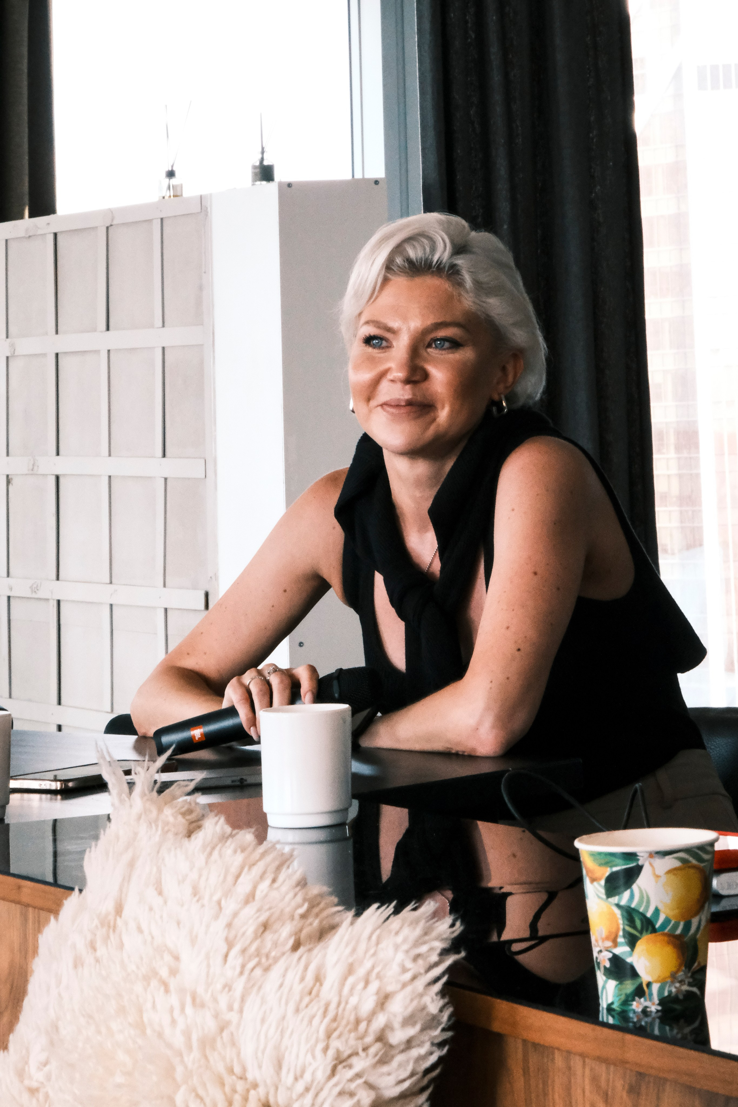 ROST100_ БИЗНЕС КВАРТИРНИК. Индивидуальная фотосъёмка в Москве. Фотограф Василиса Тарасова