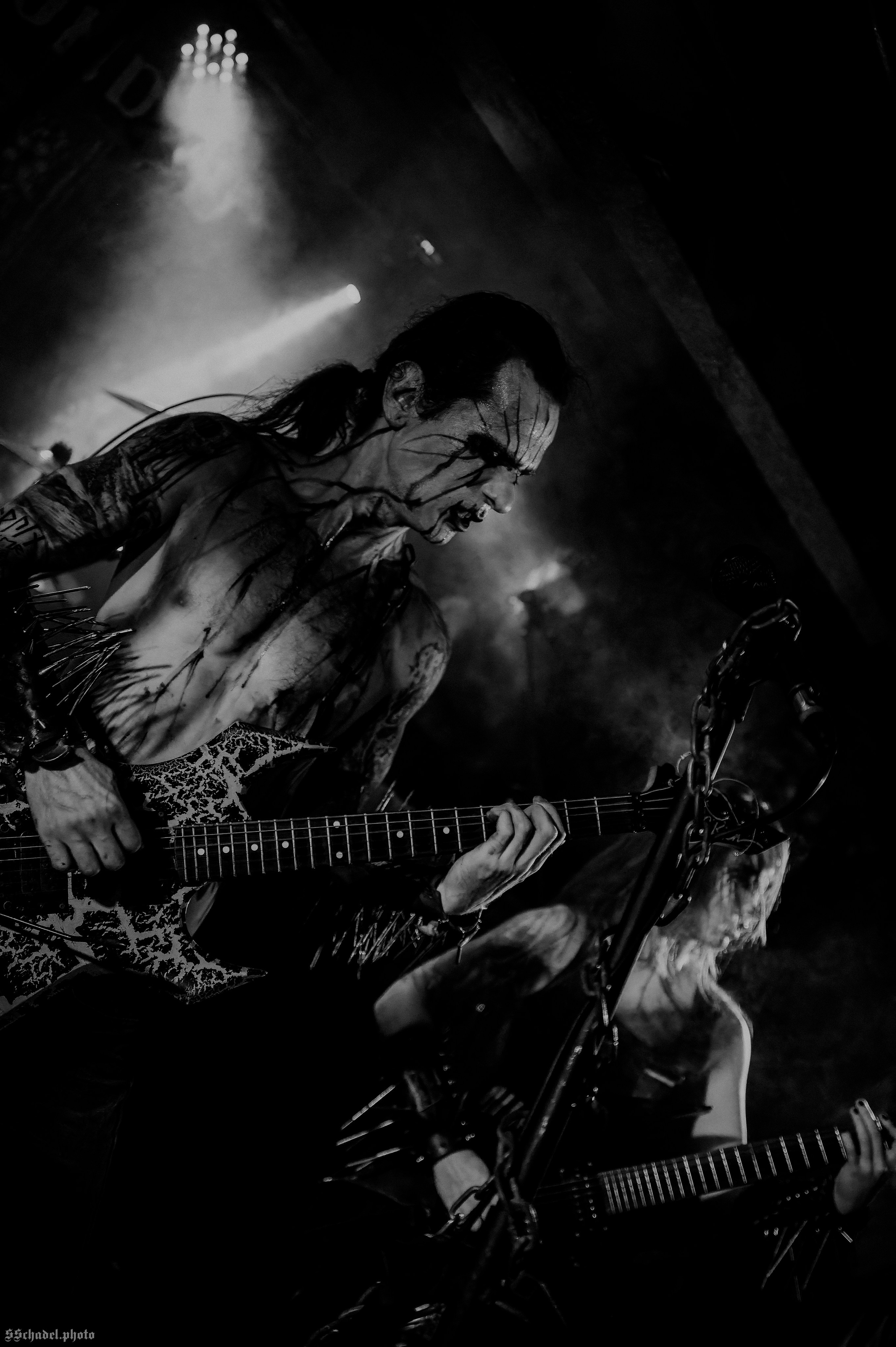 Frostlagte Måne 18.10.25. We will make everything metal!