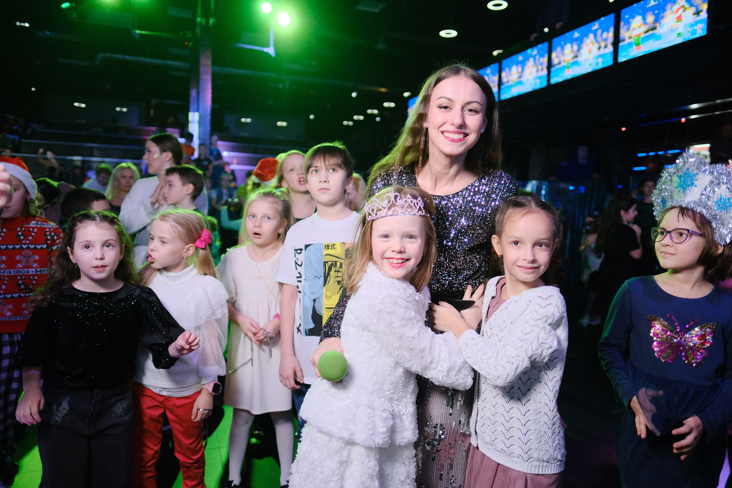 ЁлкаФест в М33 27 декабря 2023 года. Свадебный и репортажной фотограф Денис Ожигин в Краснодаре и Краснодарском крае