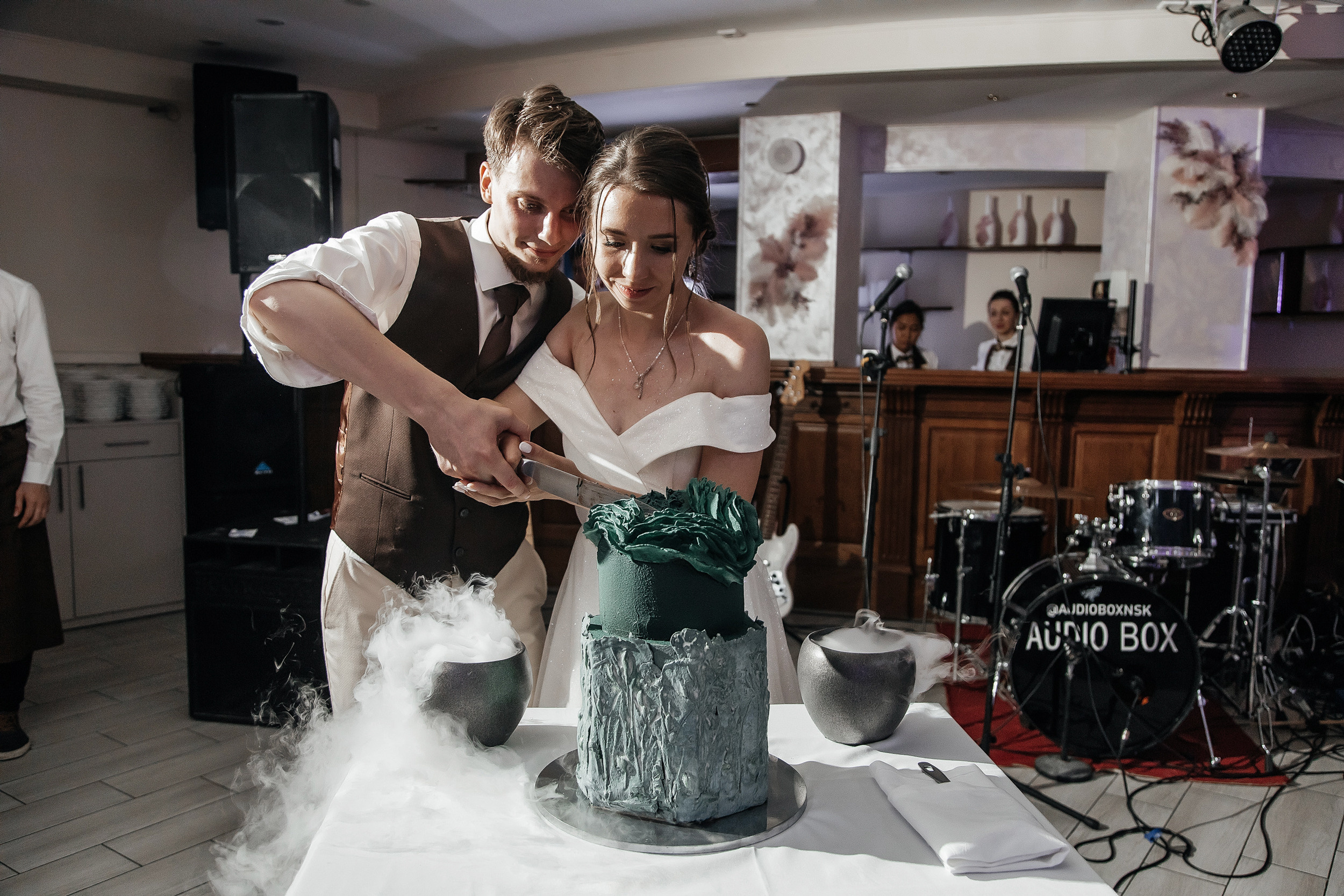 Диана и Илья. Свадебный  фотограф Новосибирск