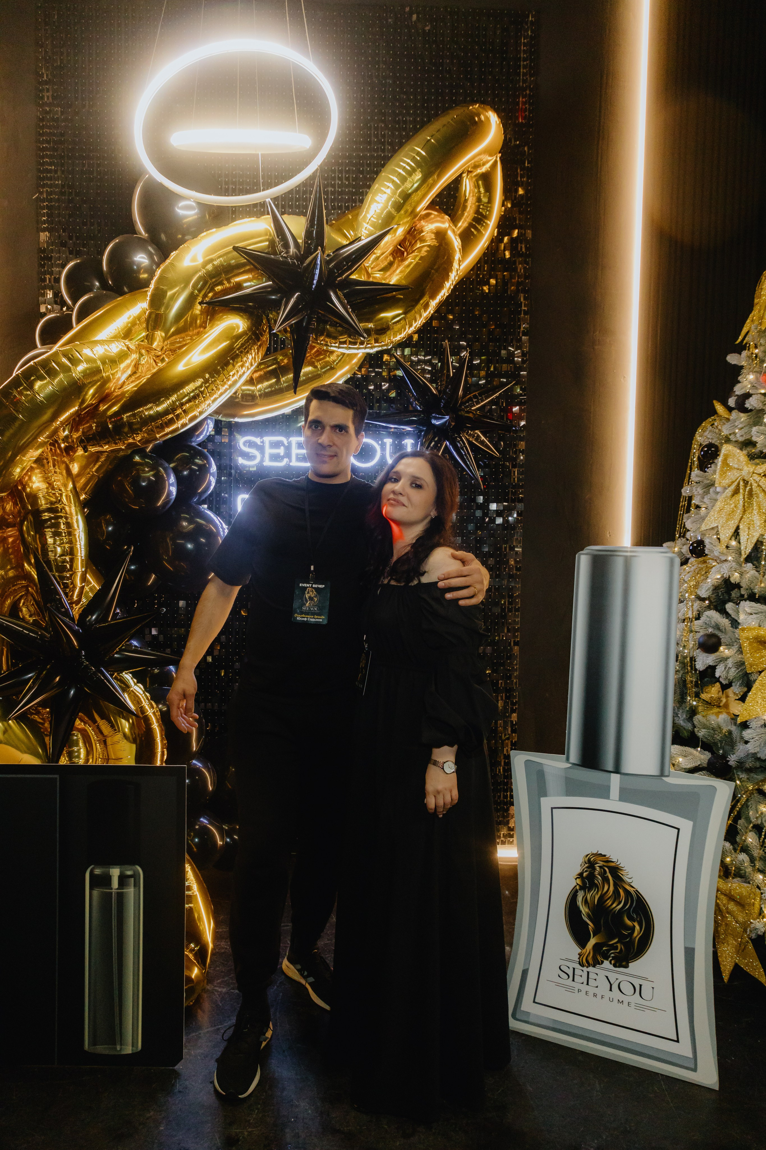 See `You Perfume. Фотограф в Москве и Санкт-Петербурге Дарина