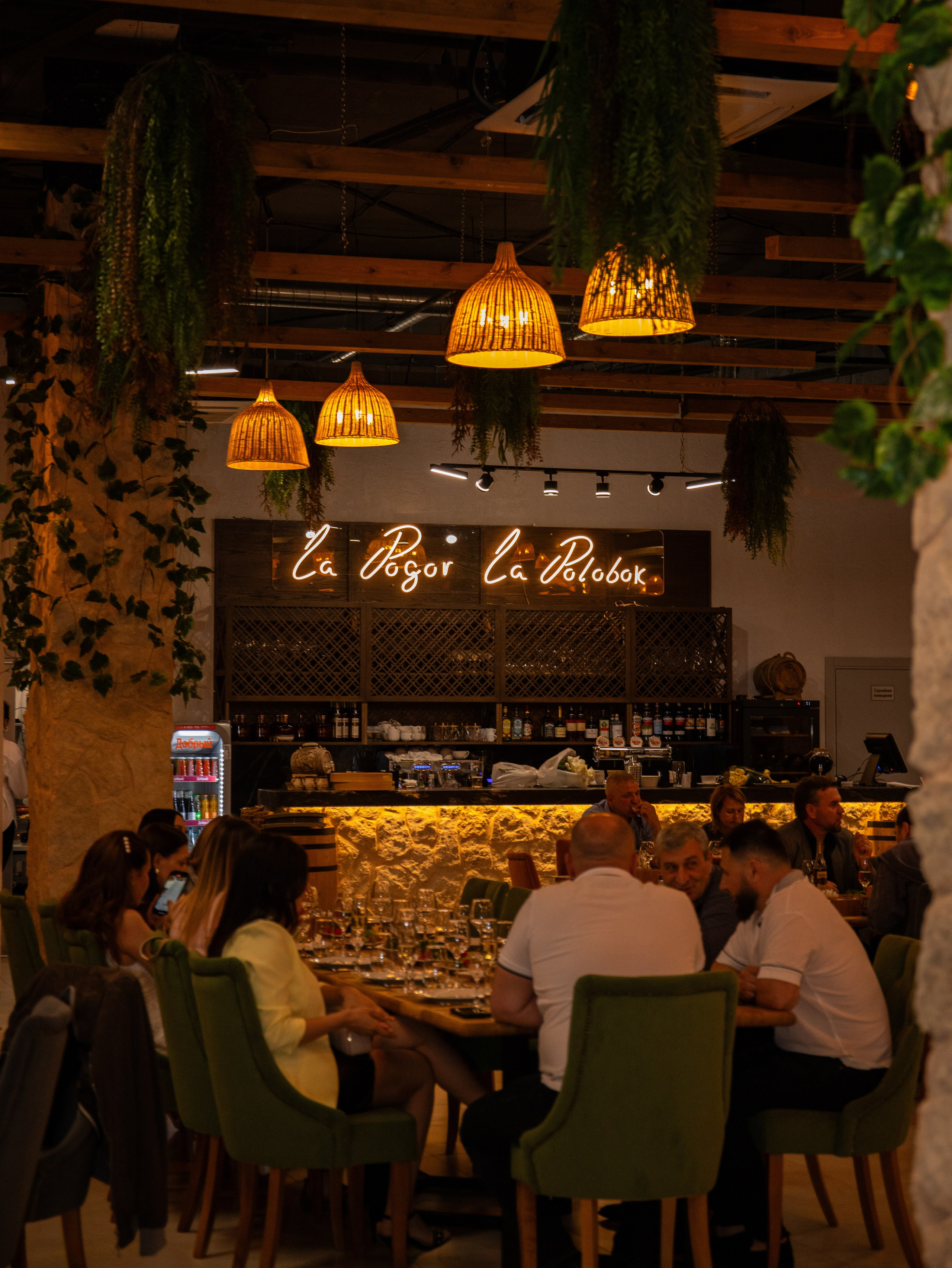 Открытие молдавского ресторана. Свадебный и семейный фотограф в Москве Мила Широких