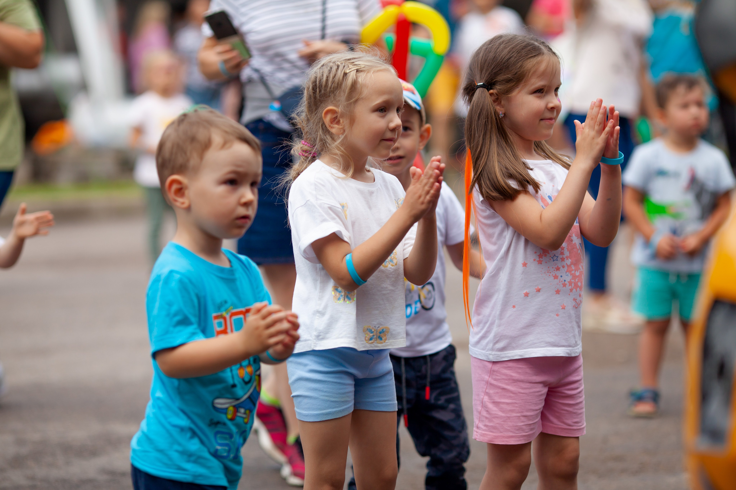 Ленгазспецстрой — День семьи. Двойняшки-фотографы Анна и Анастасия в Санкт-Петербурге
