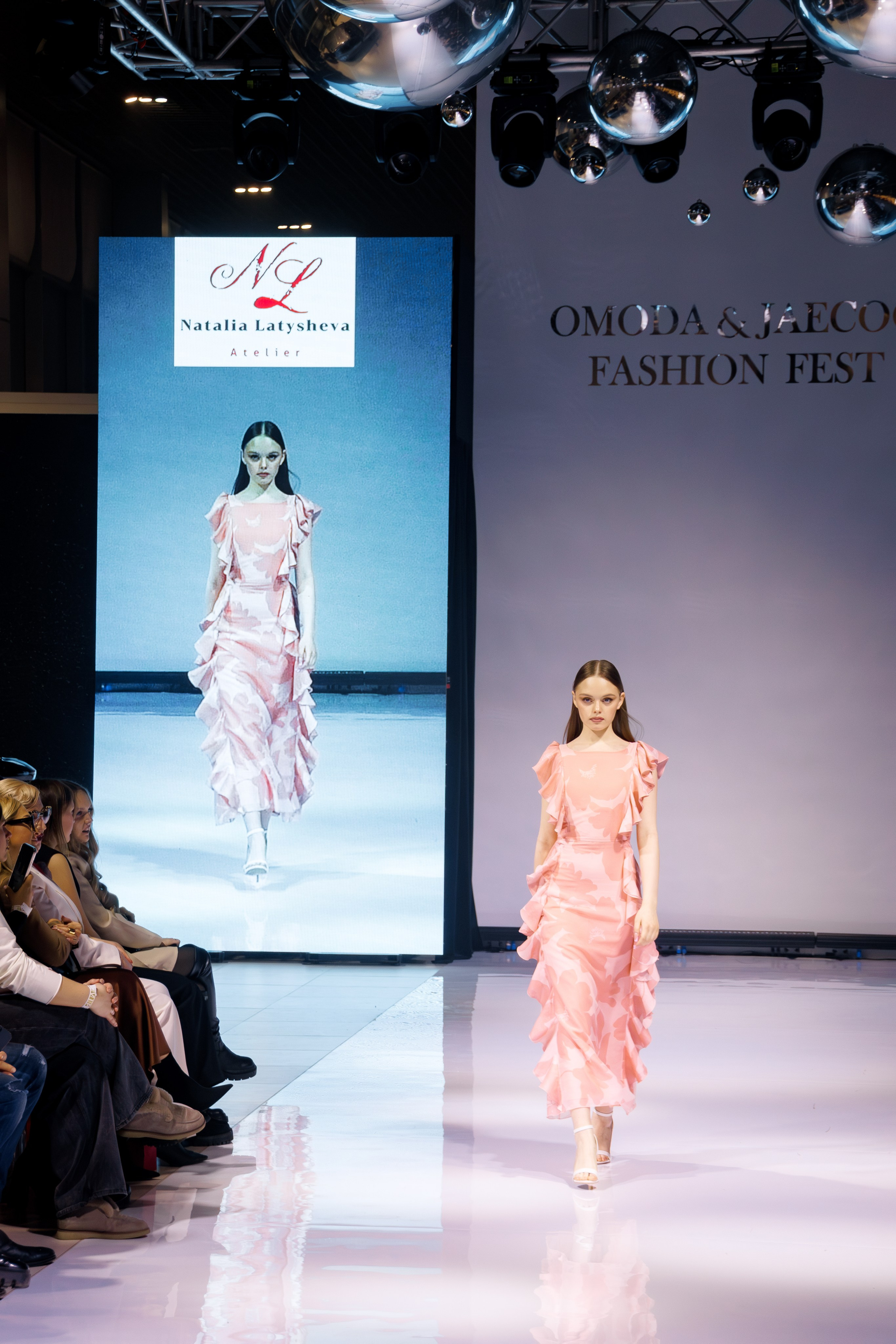 OMODA JAECOO FASHION FEST 2025. Свадебный фотограф в Иркутске Бобылев Никита