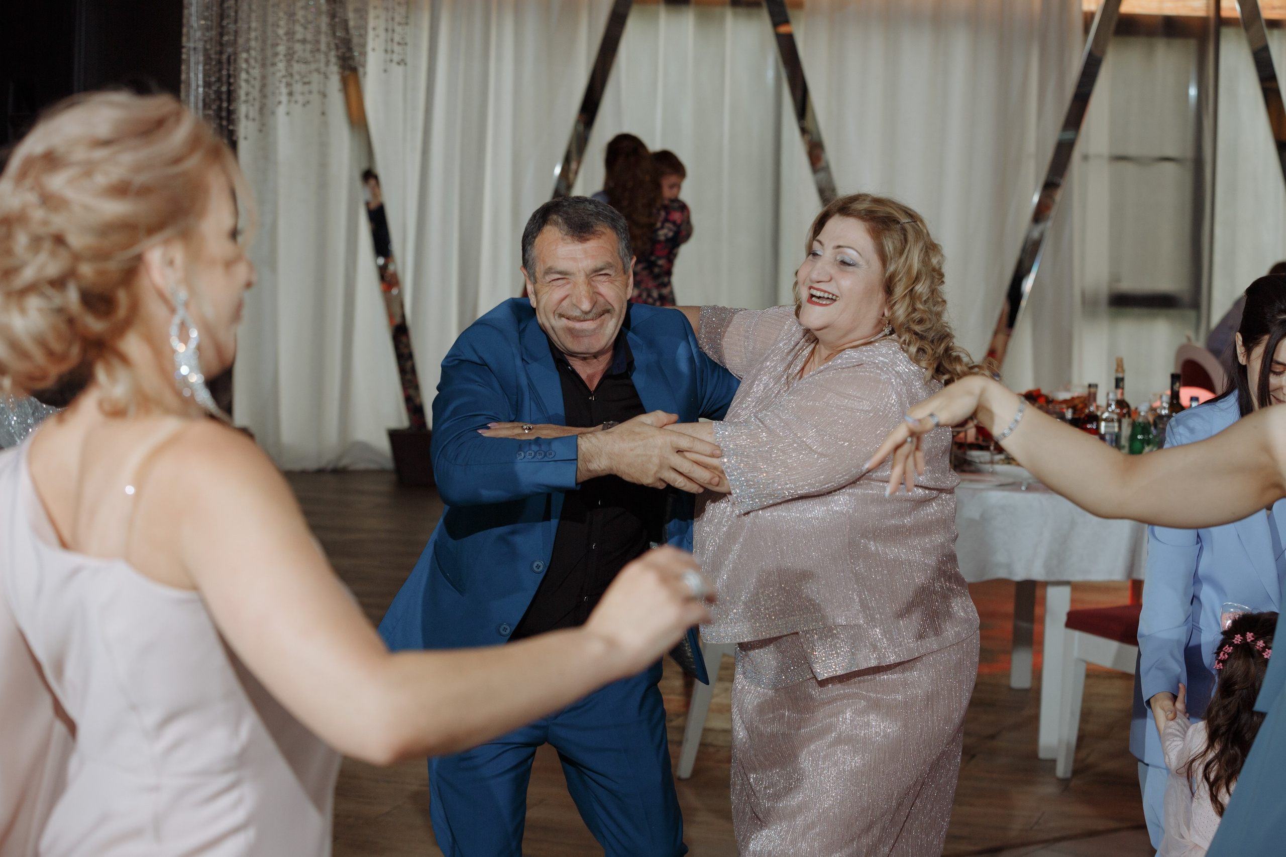 Степан и Элянора (полный день). Свадебный фотограф