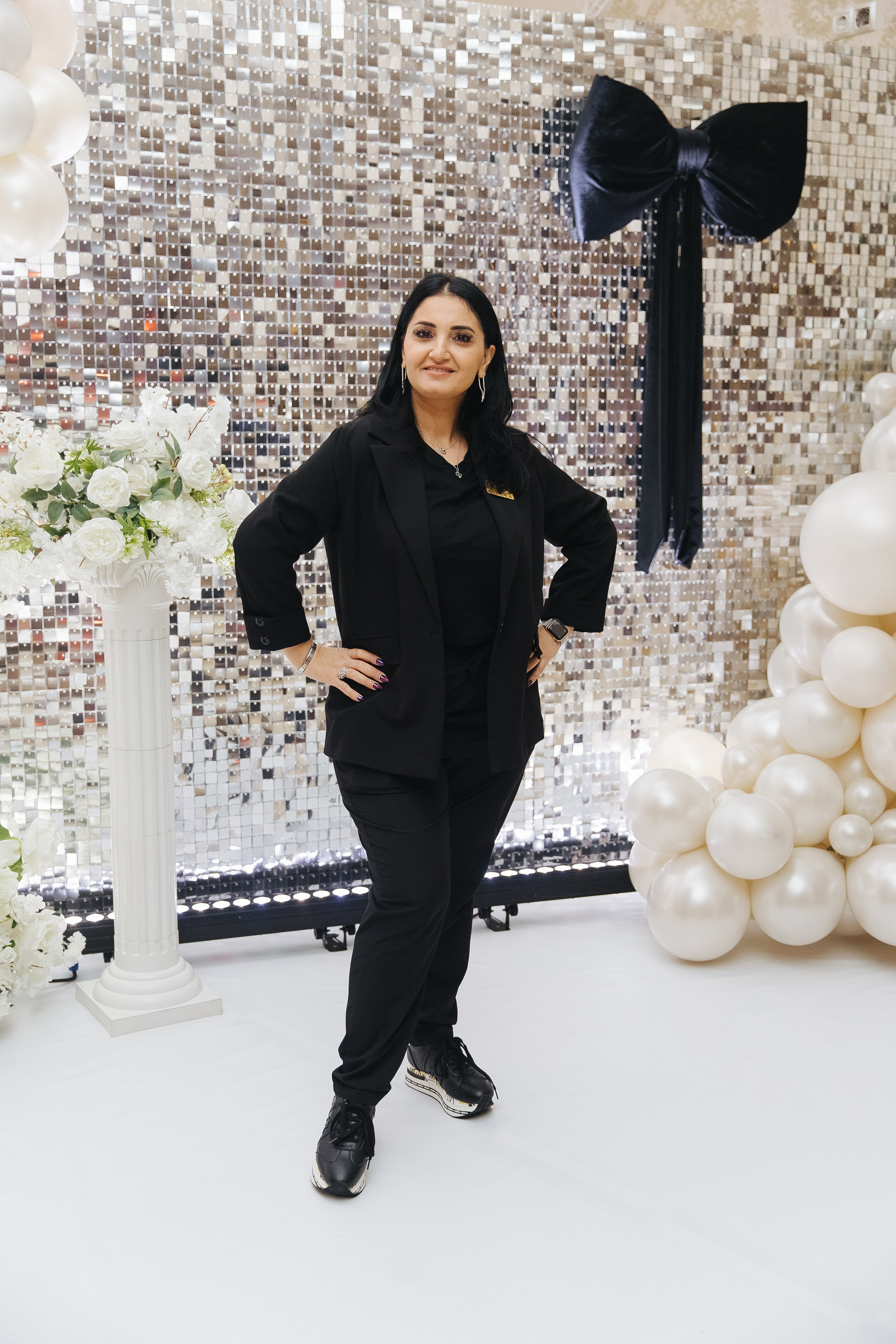 Ани и Назели. 35&5 День рождения, «Янтарь». Фотограф в Красноярске Надежда Воскресенская