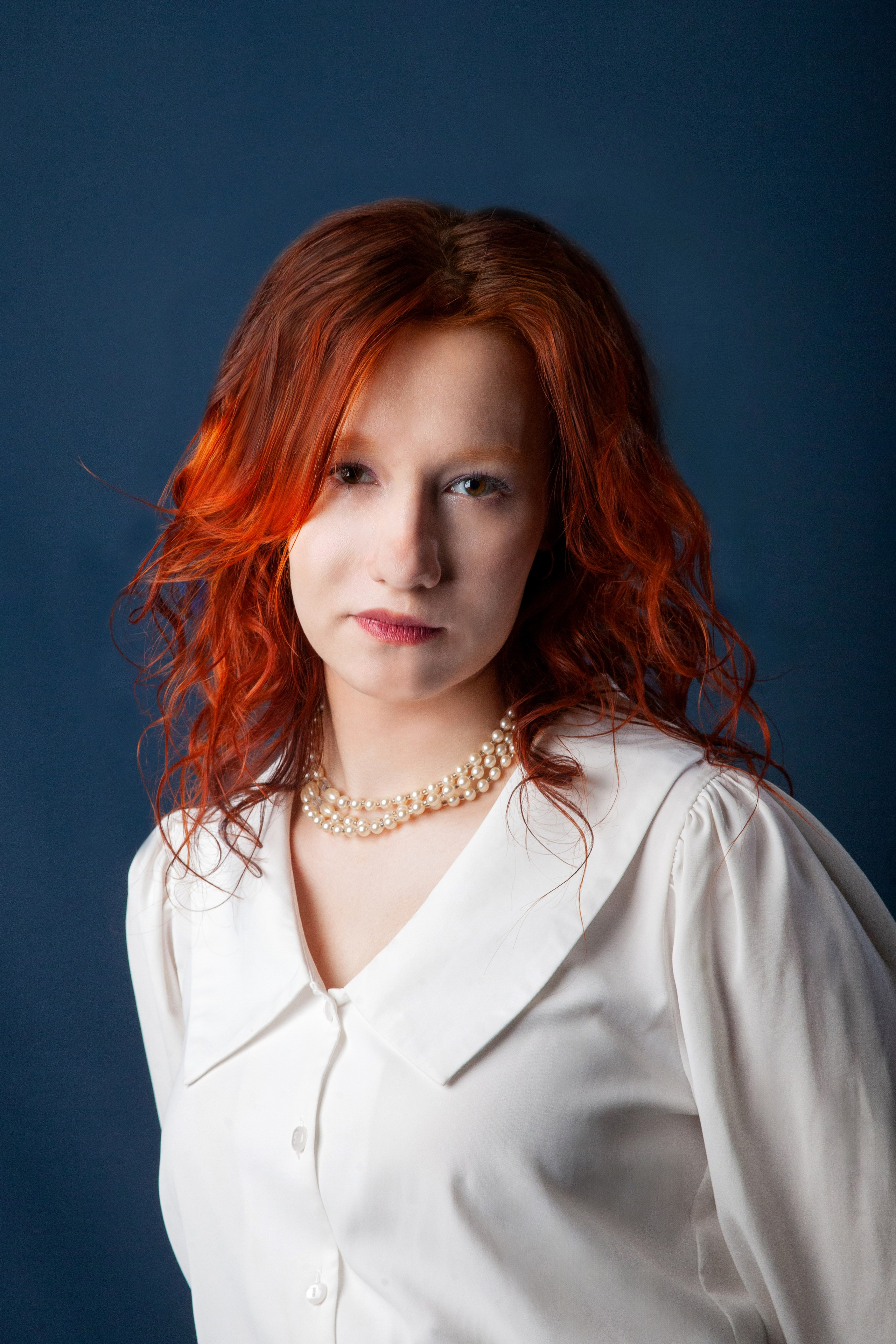 Спрятала веснушки в облаках сирени. Портретный и семейный фотограф Ирина Лепендина в Воронеже