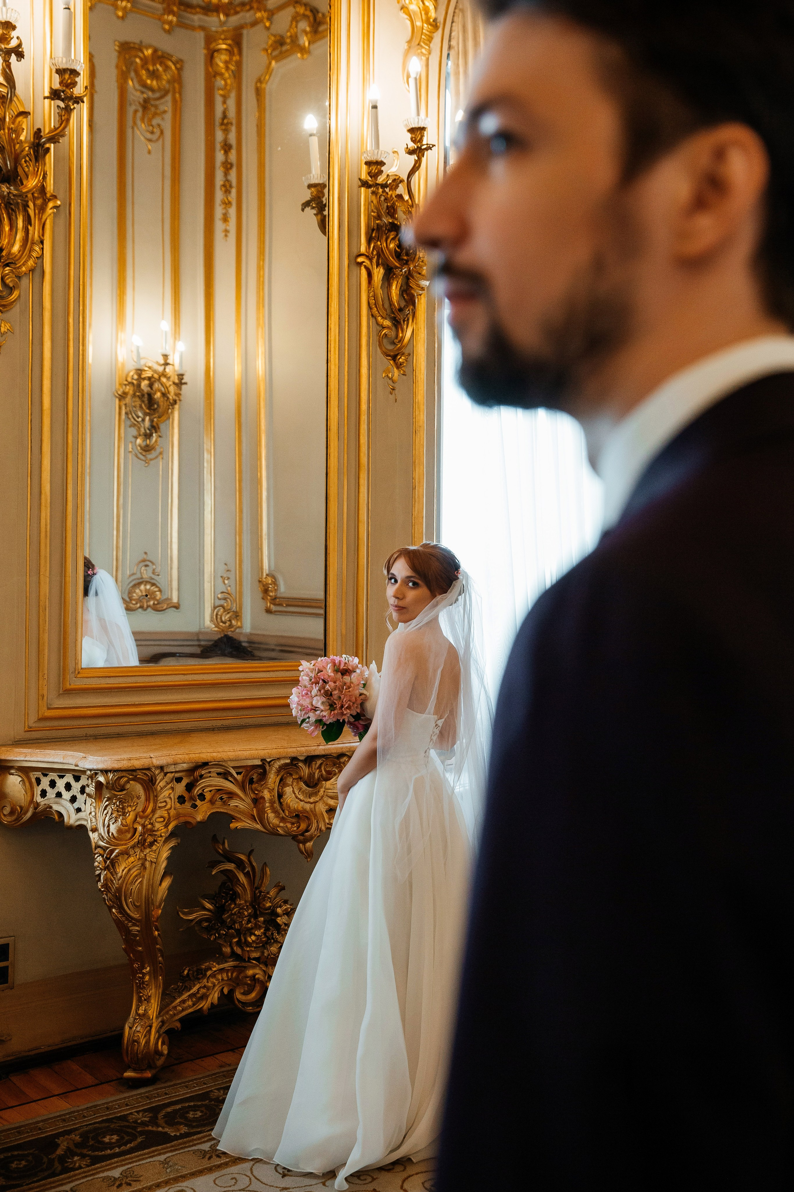 Первый ЗАГС и Фотосессия на Витебском в апреле. Свадебный фотограф в Санкт-Петербурге Вика Стукачева