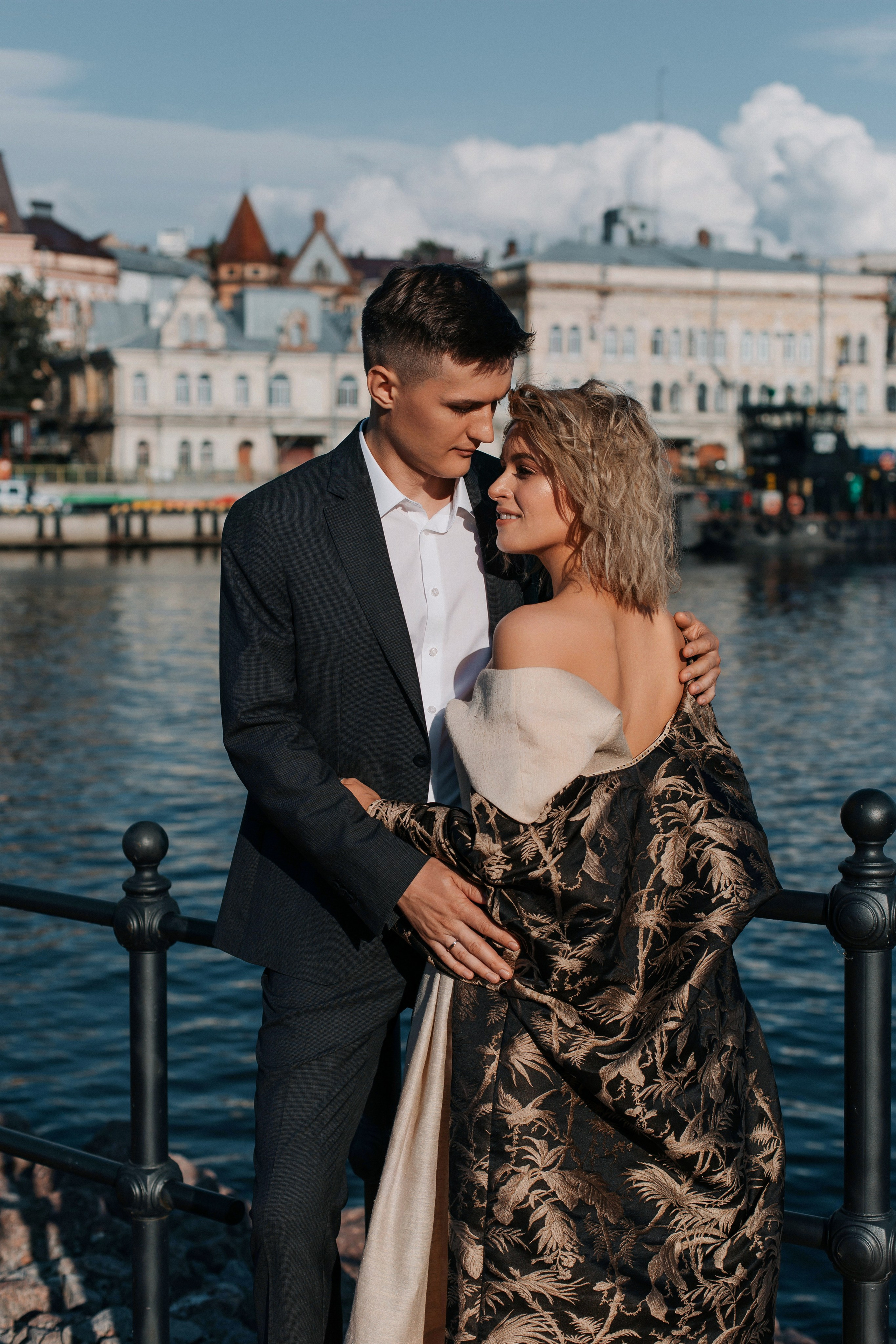 Свадьба для двоих с прогулкой в Выборге. Свадебный фотограф в Санкт-Петербурге Вика Стукачева