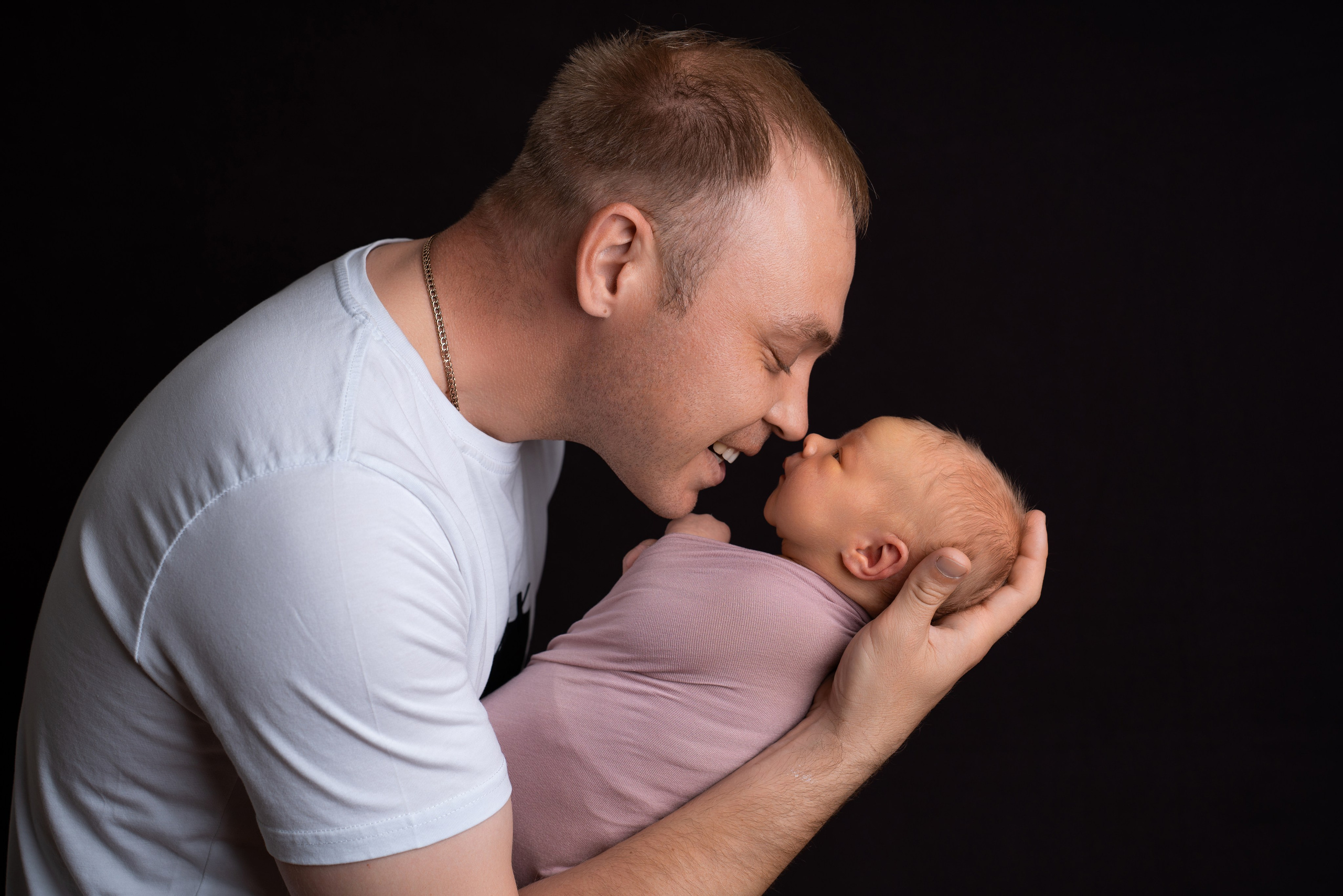 Фото с родителями/Макроснимки. Фотограф новорожденных Оренбург и свадебный фотограф Оренбург