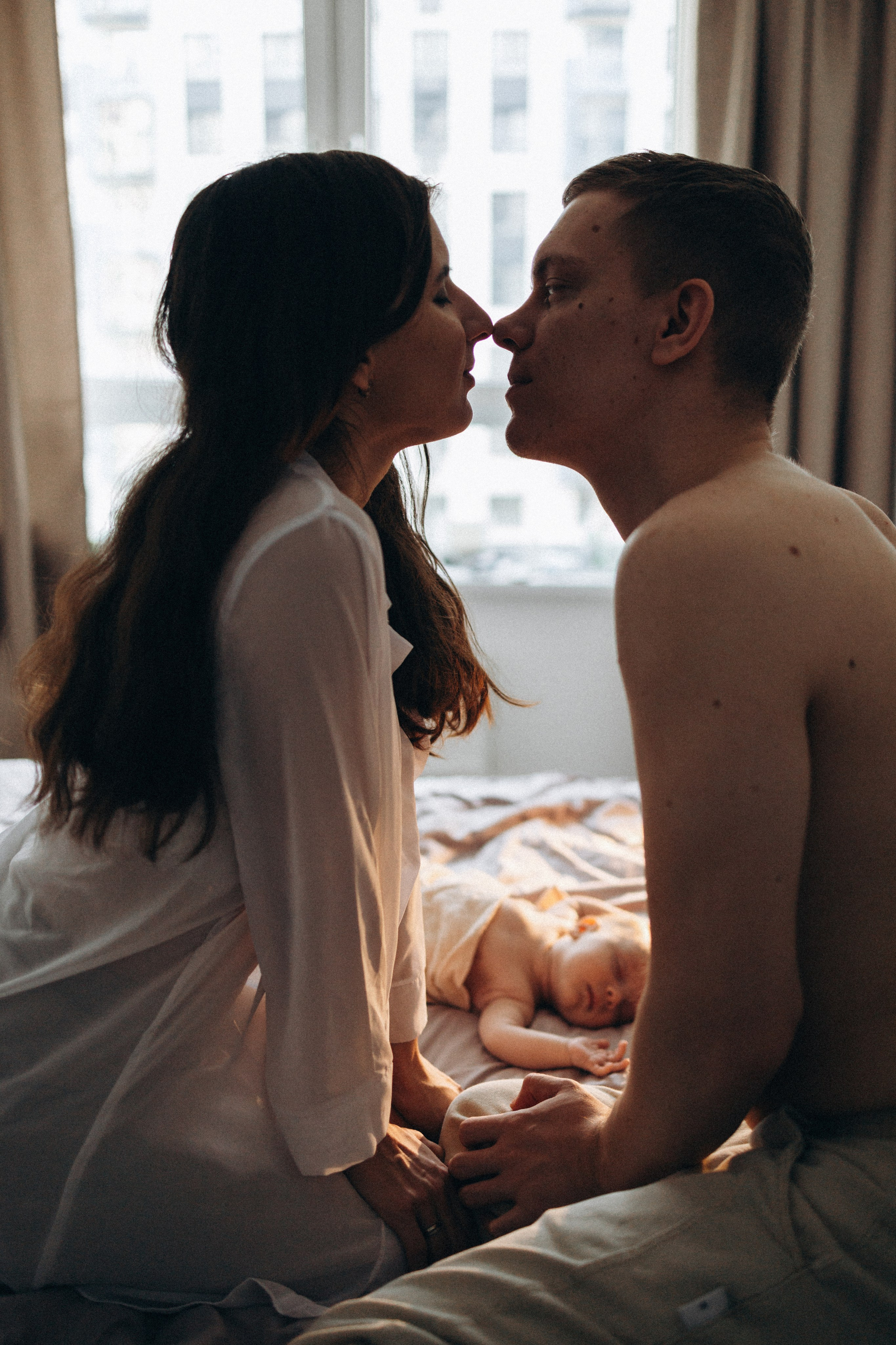 Ньюборн фотосессия дома — фотограф новорождённых в Москве