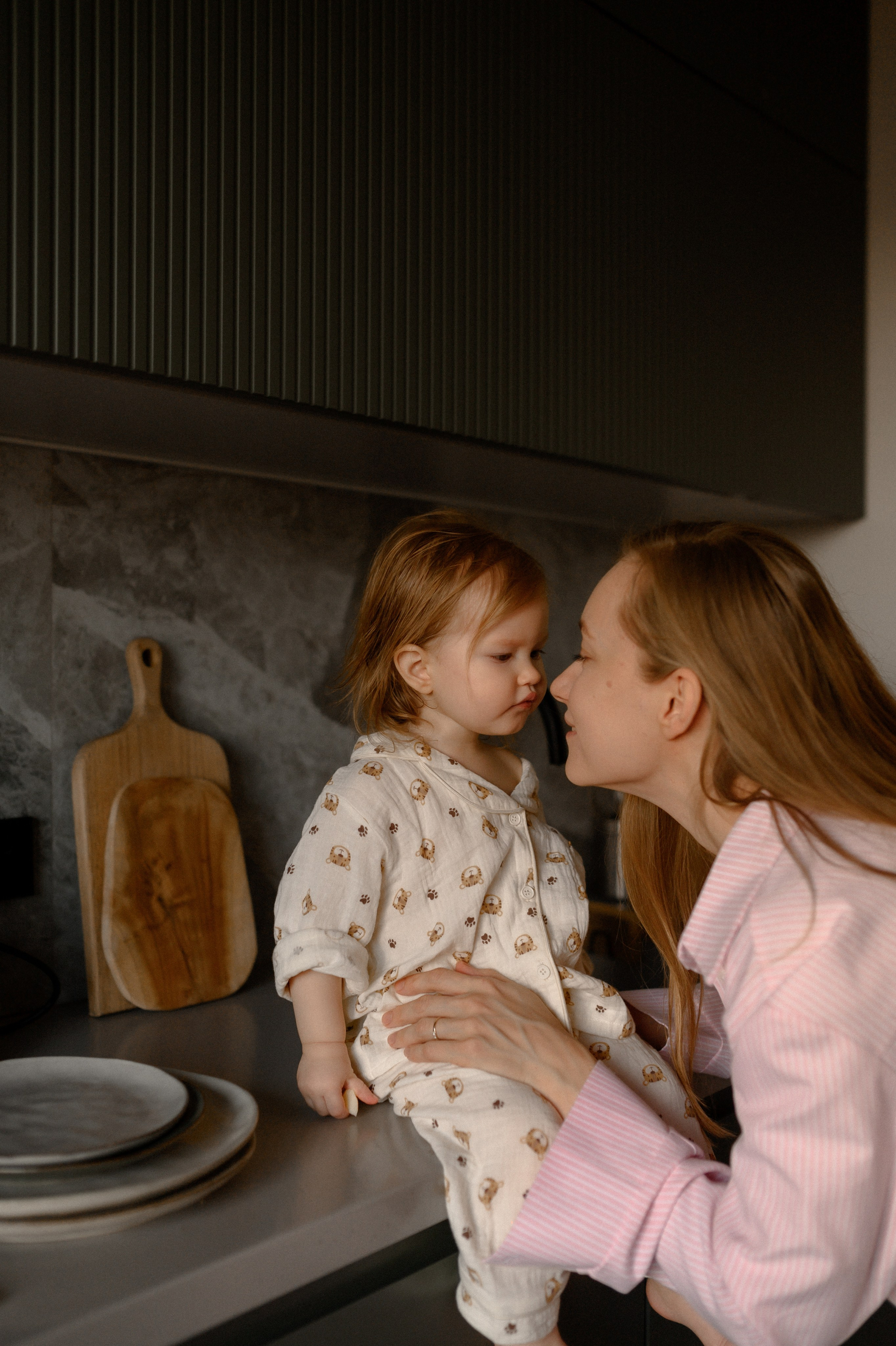 Даша и Варя дома. Семейный и свадебный lifestyle-фотограф в Москве Мария Петрова