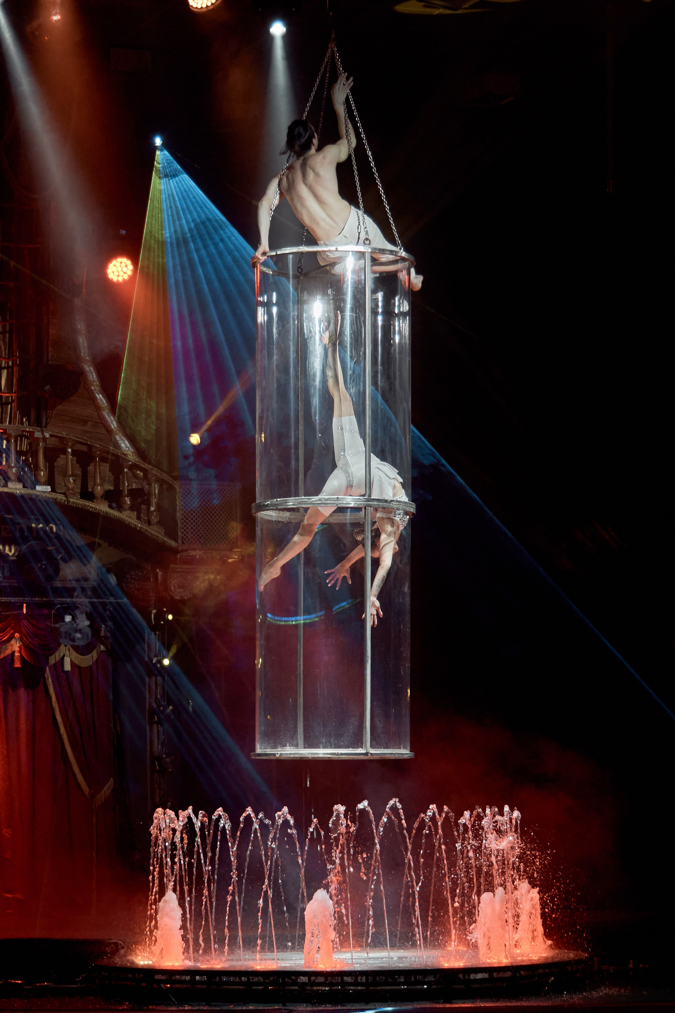 Цирк «На воде». Фотограф