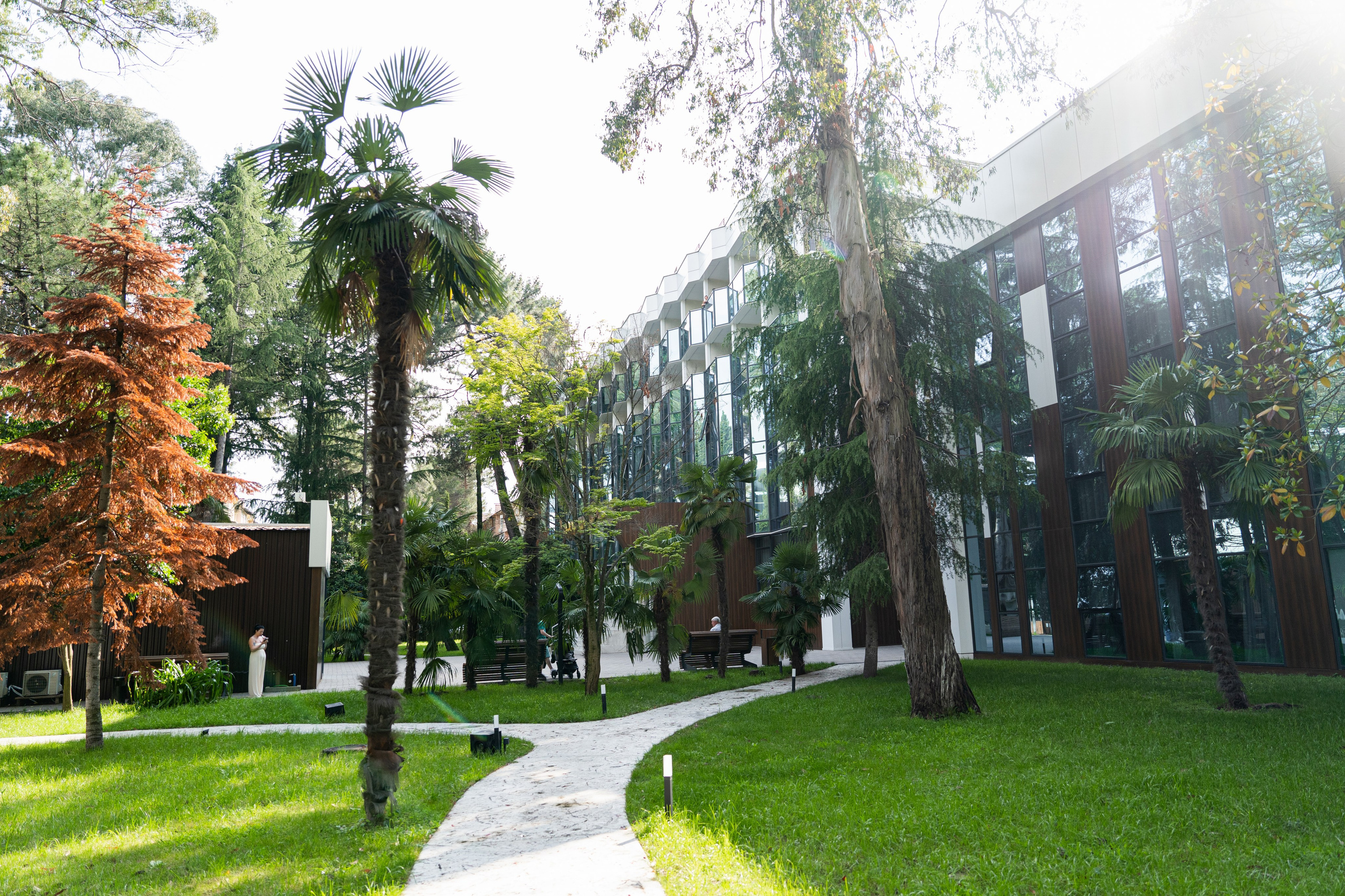 Mirror 4*. Фотограф и видеограф Елена Хмелевская