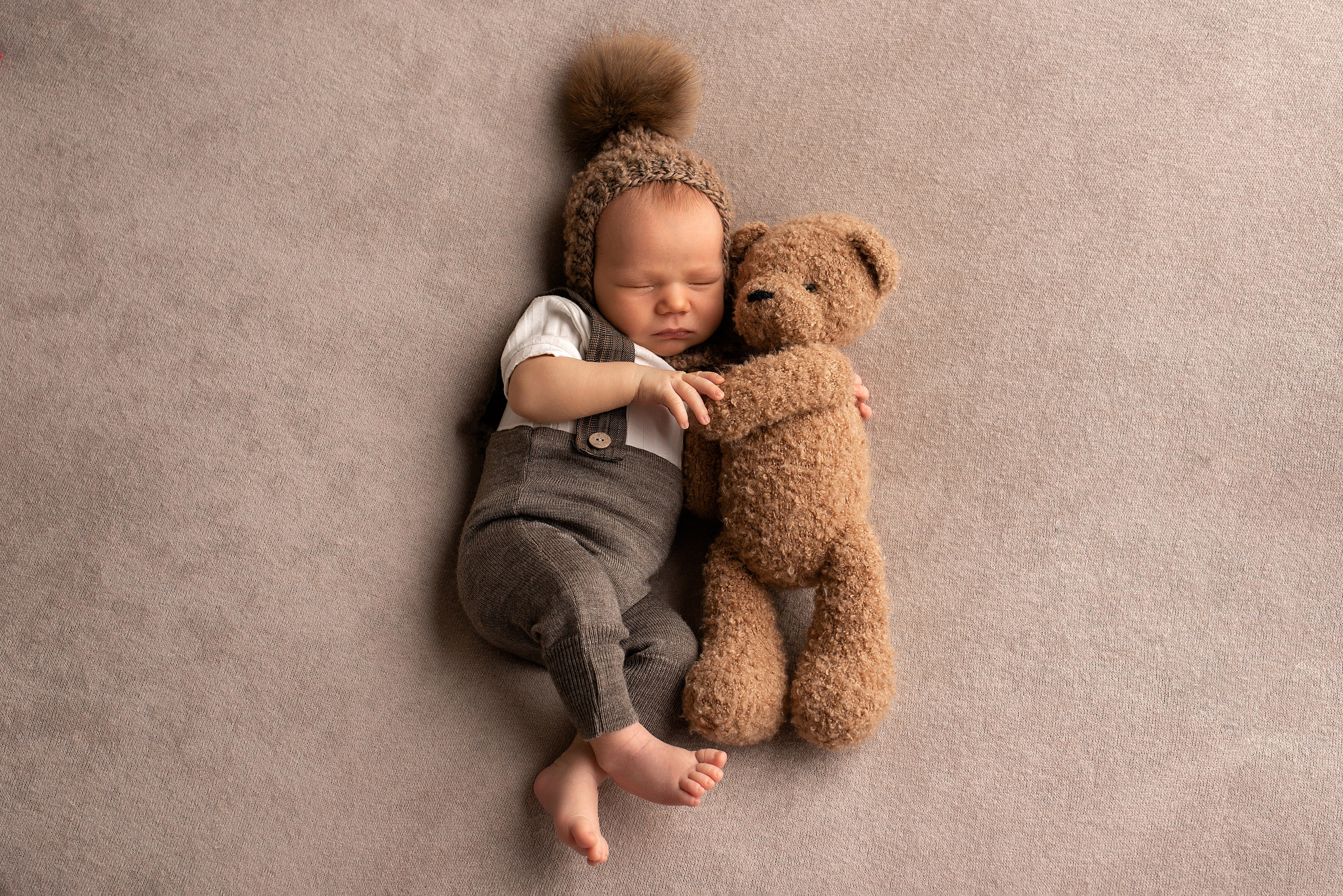 Новорождённые мальчики. Детский фотограф новорождённых в Минске Боровик Екатерина