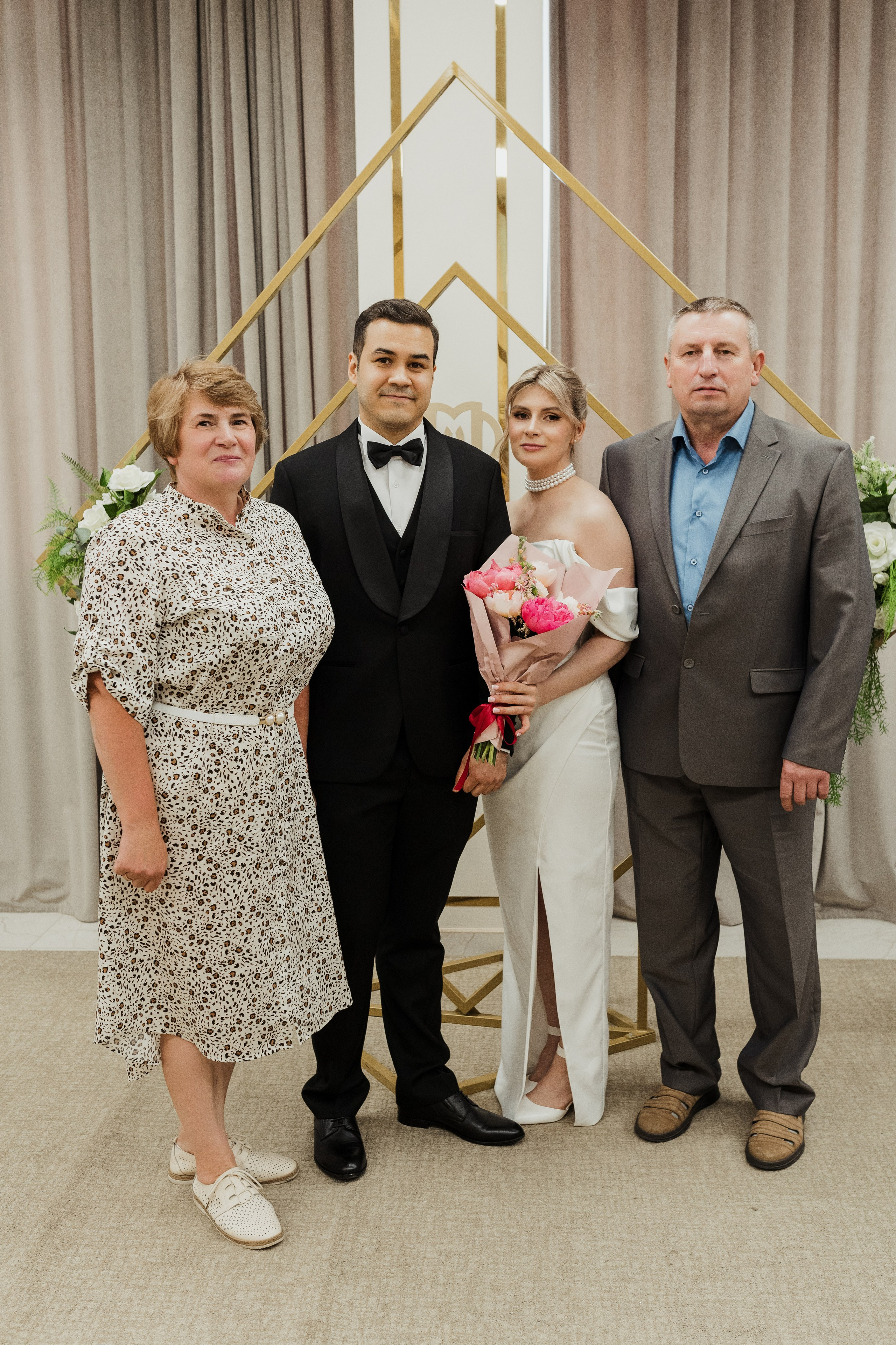 Свадебная фотопрогулка в Москве по центру. Свадебный фотограф в Москве Анна Полушина