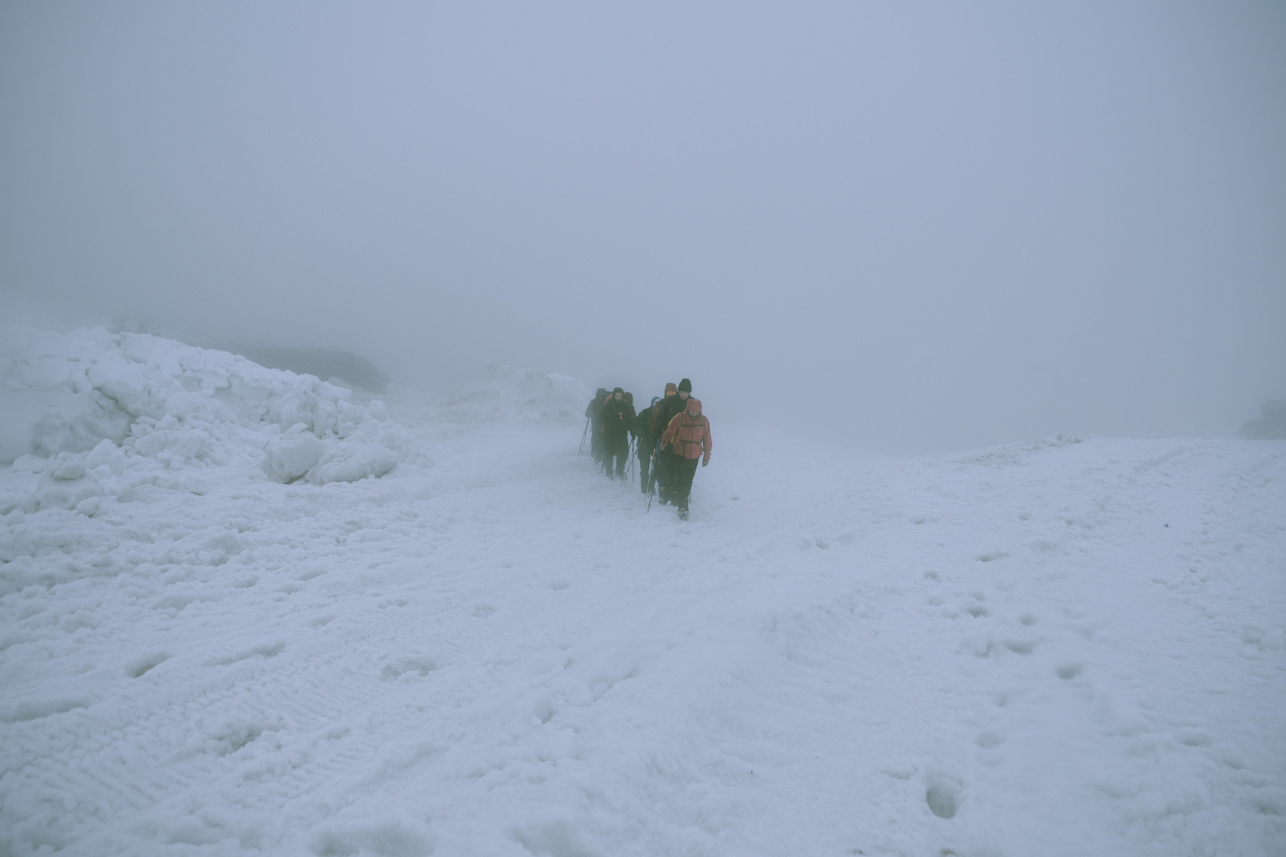 До Приюта-11 в снег. Фотограф Настя | Экспедиции и лайфстайл