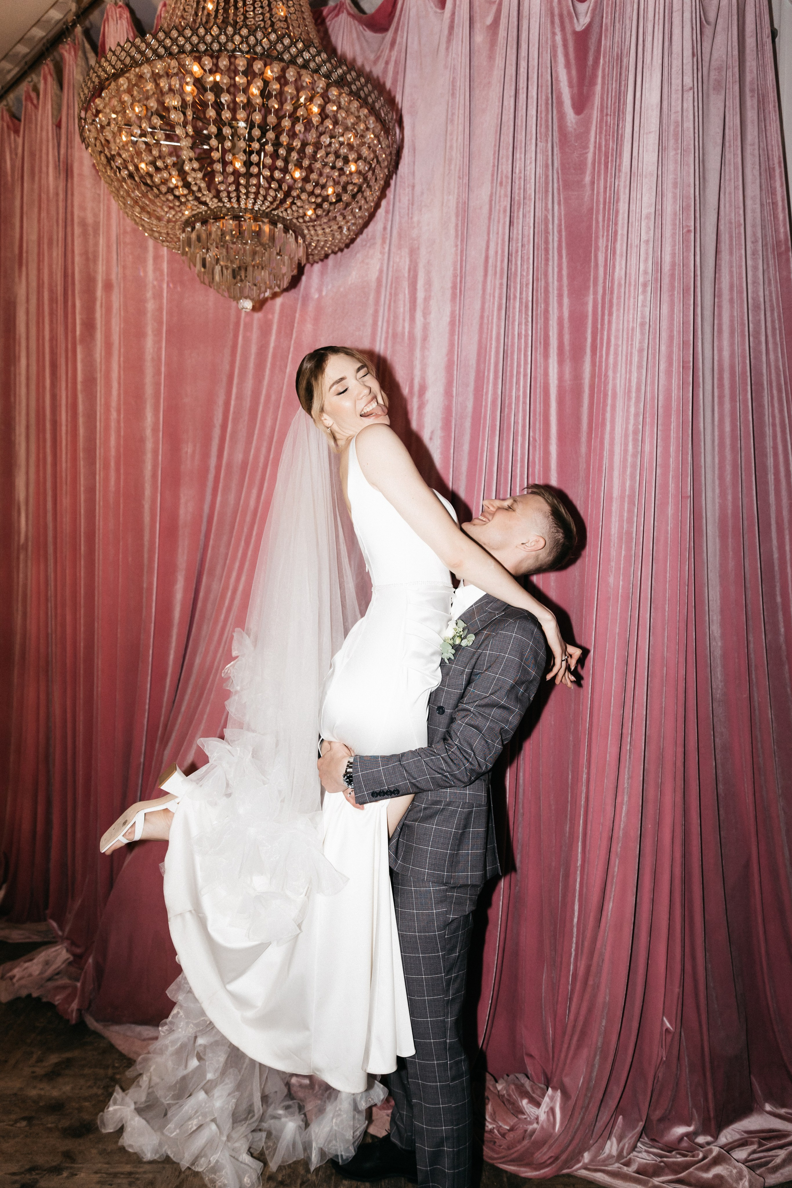 Роял, Библиотека Пушкина Лена и Вова. Свадебный и семейный фотограф в Москве Холда Тати