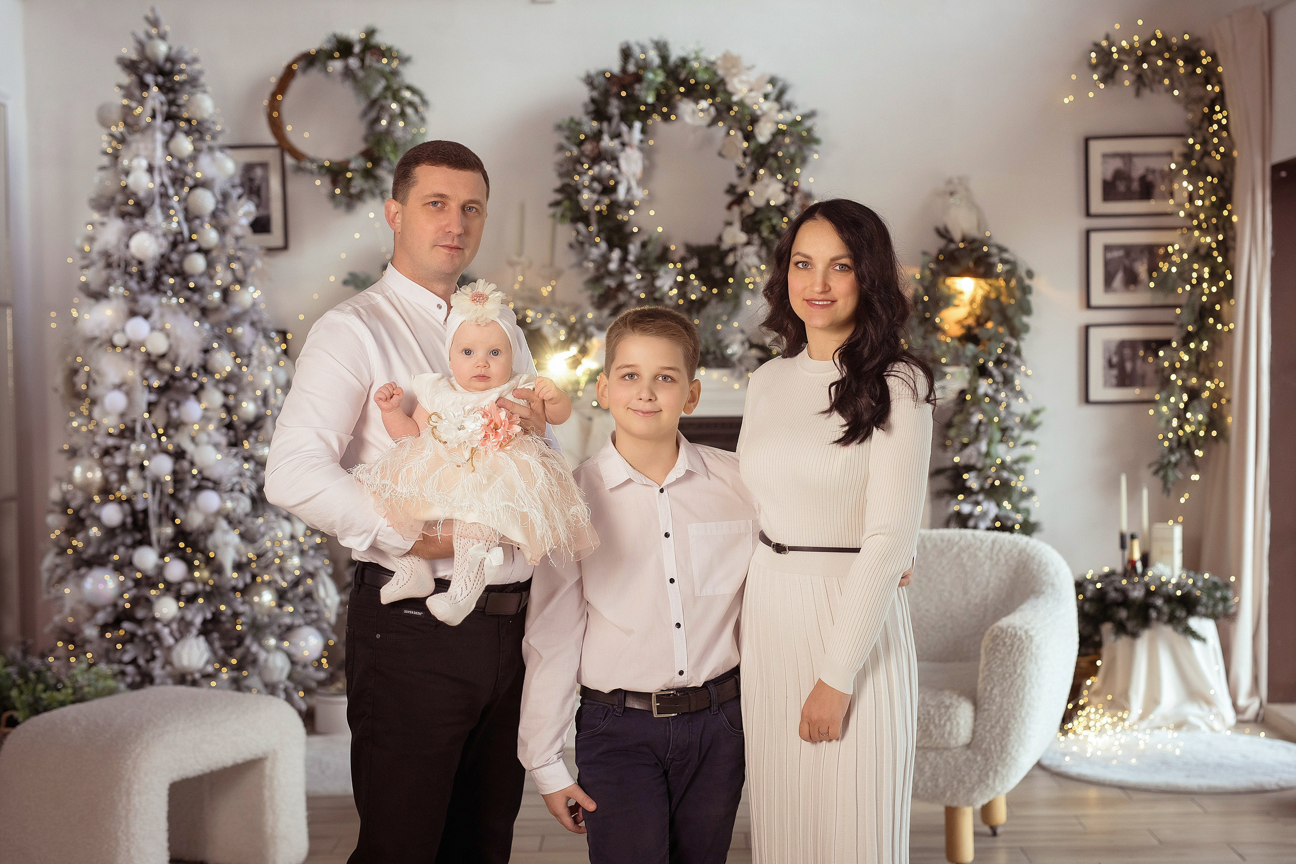 Диана, Артём, Рома и Полина. Фотограф на крещение и венчание