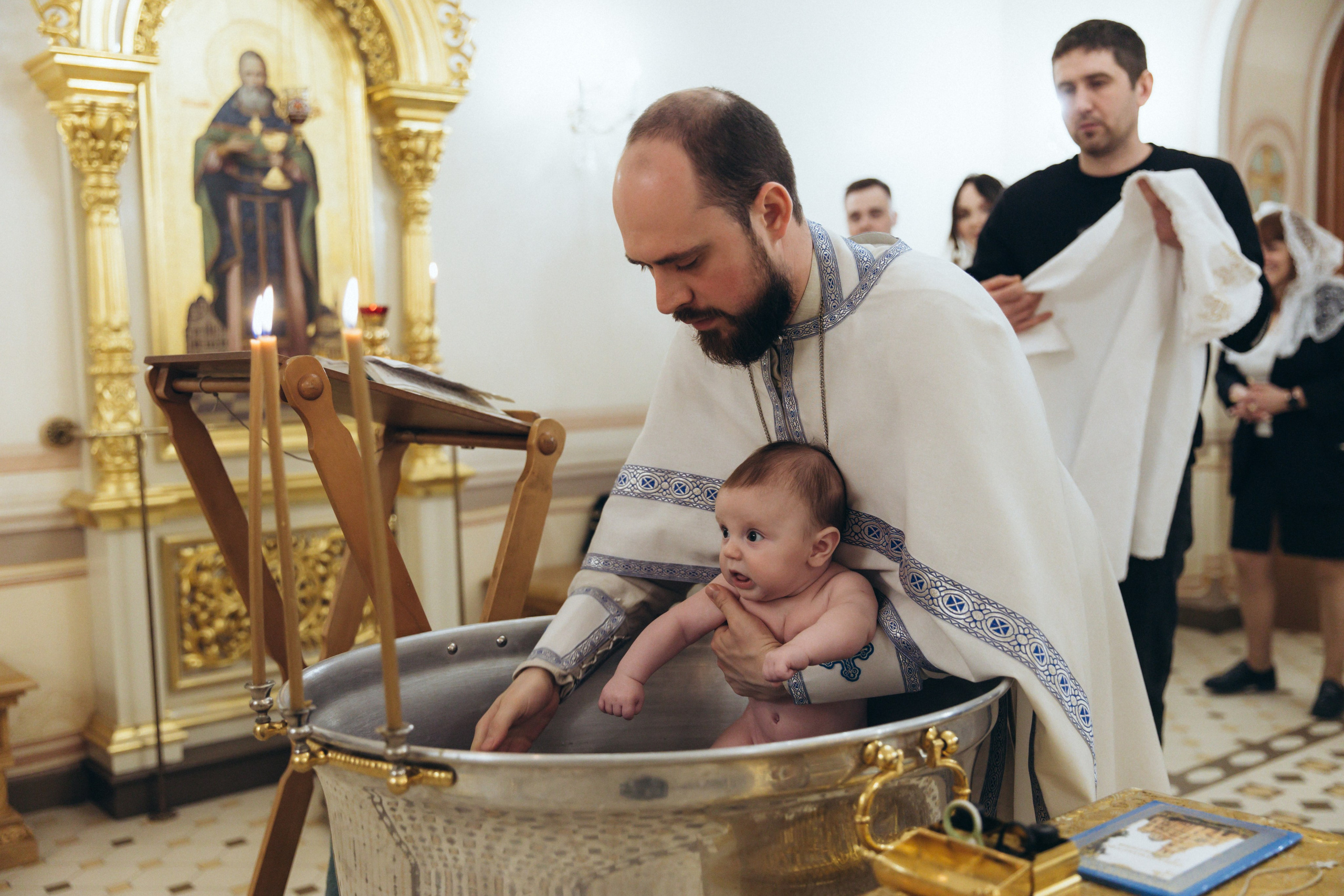 Крещение Павла. Фотограф на крещение в Рязани. Семейный фотограф