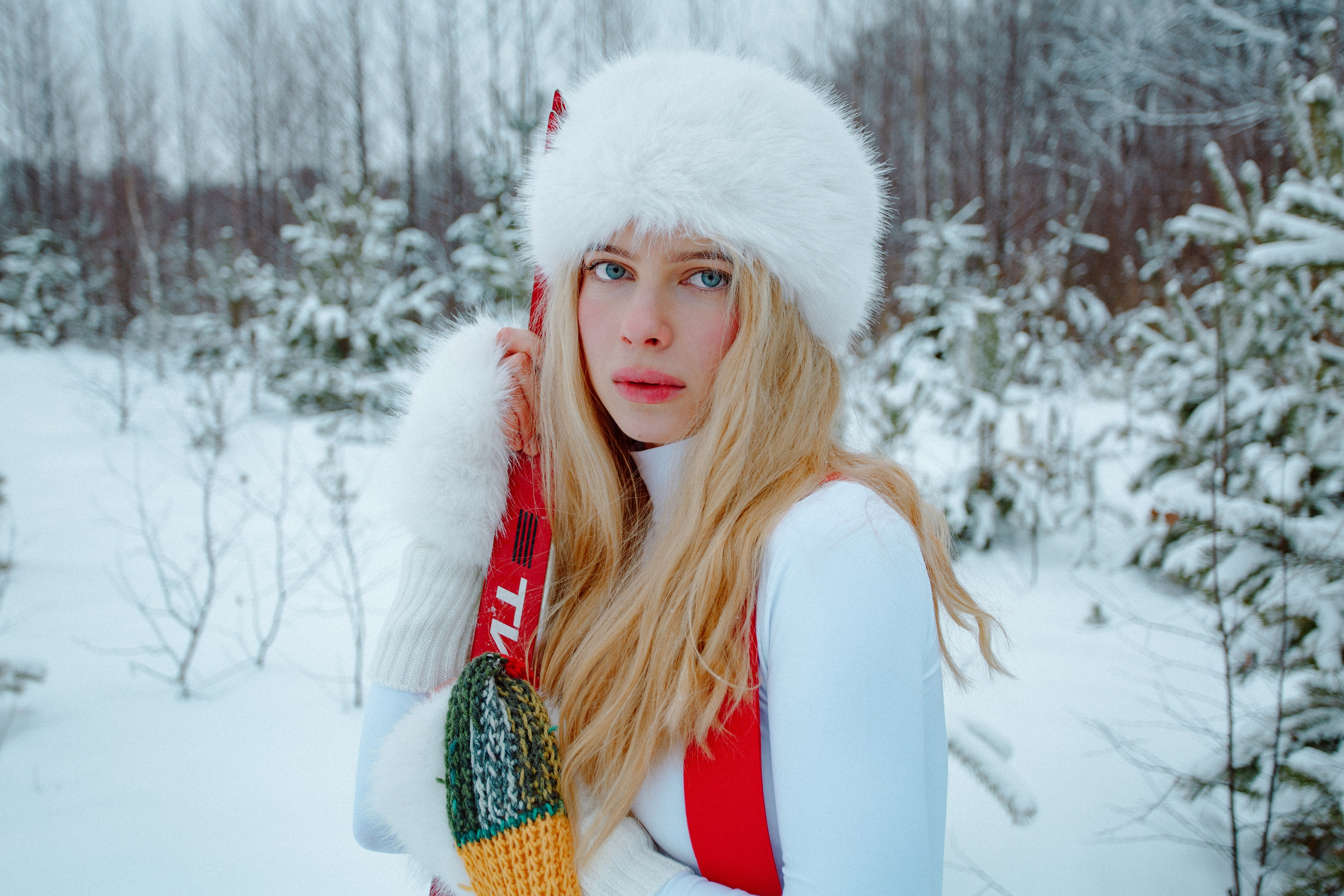 Зимняя фотосессия девушки на льду в Нижнем Новгороде. Фотограф в Нижнем Новгороде Александр Хамов