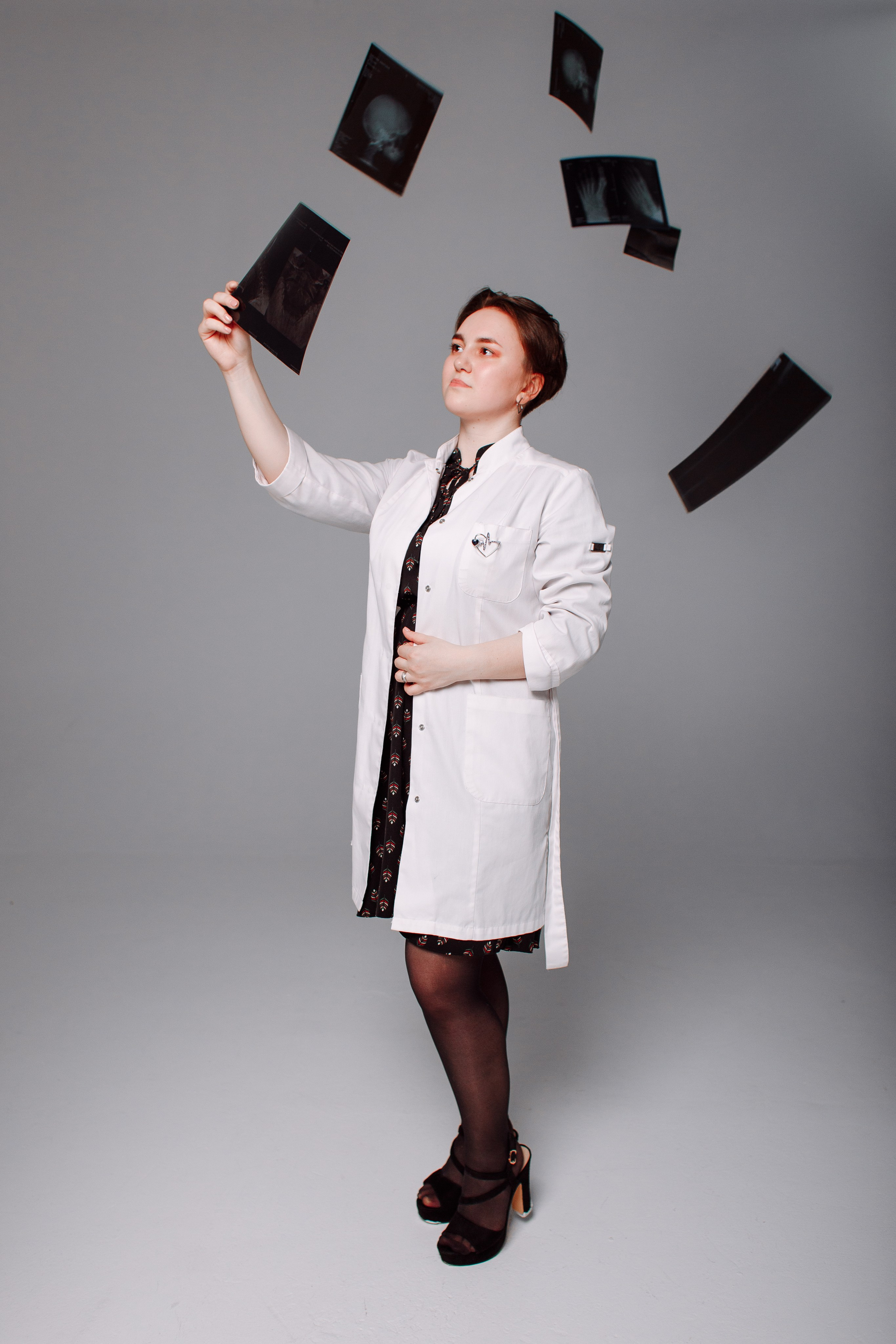 Съёмка врача в студии. Фотограф врача в Нижнем Новгороде и Нижегородской области.