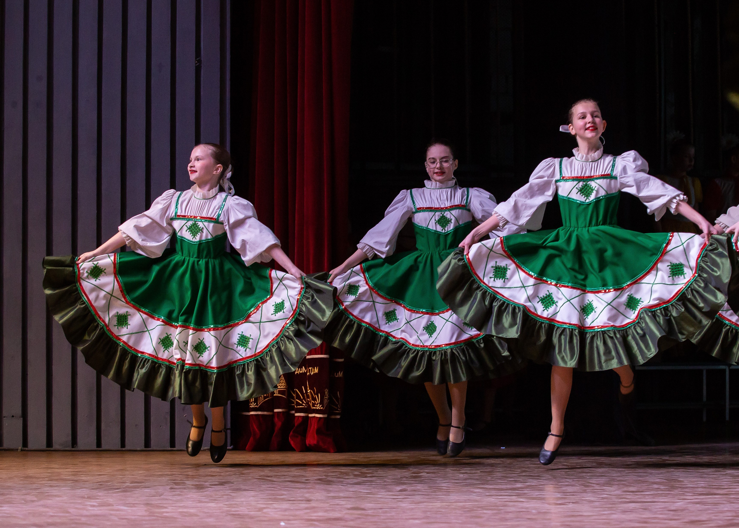 Юбилейный концерт танцевальной студии. Репортажный фотограф в Москве